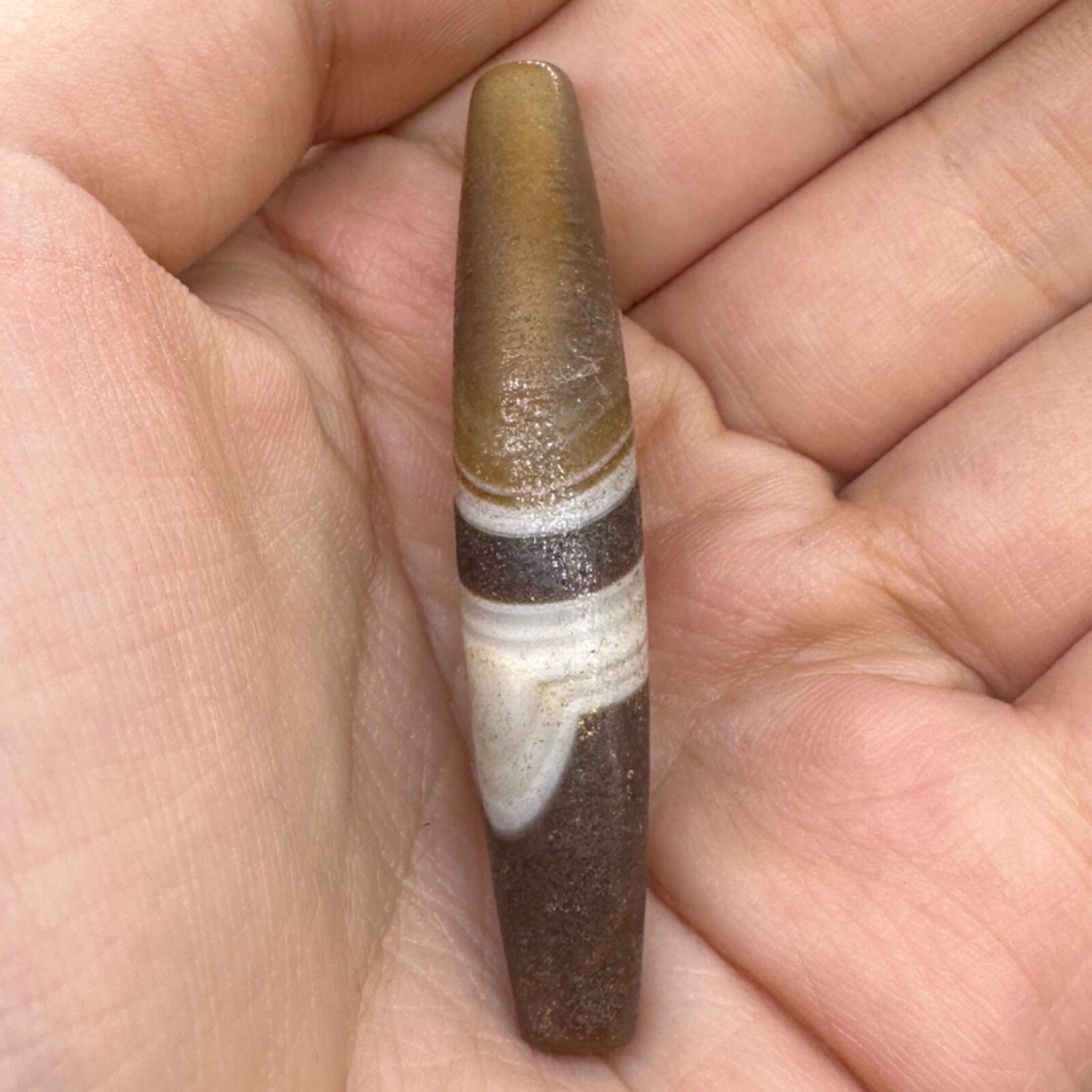 Very rare genuine Tibetan dezi agate long bead