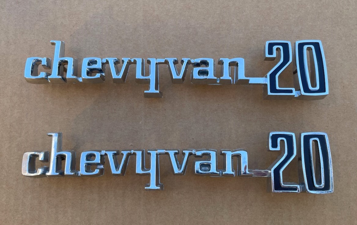 1971-1976 Chevy Van 20 Fender Emblems NOS GM 3970872 G20 NEW 1971-1976 Chevy Van 20 Fender Emblems NOS GM 3970872 G20 NEW