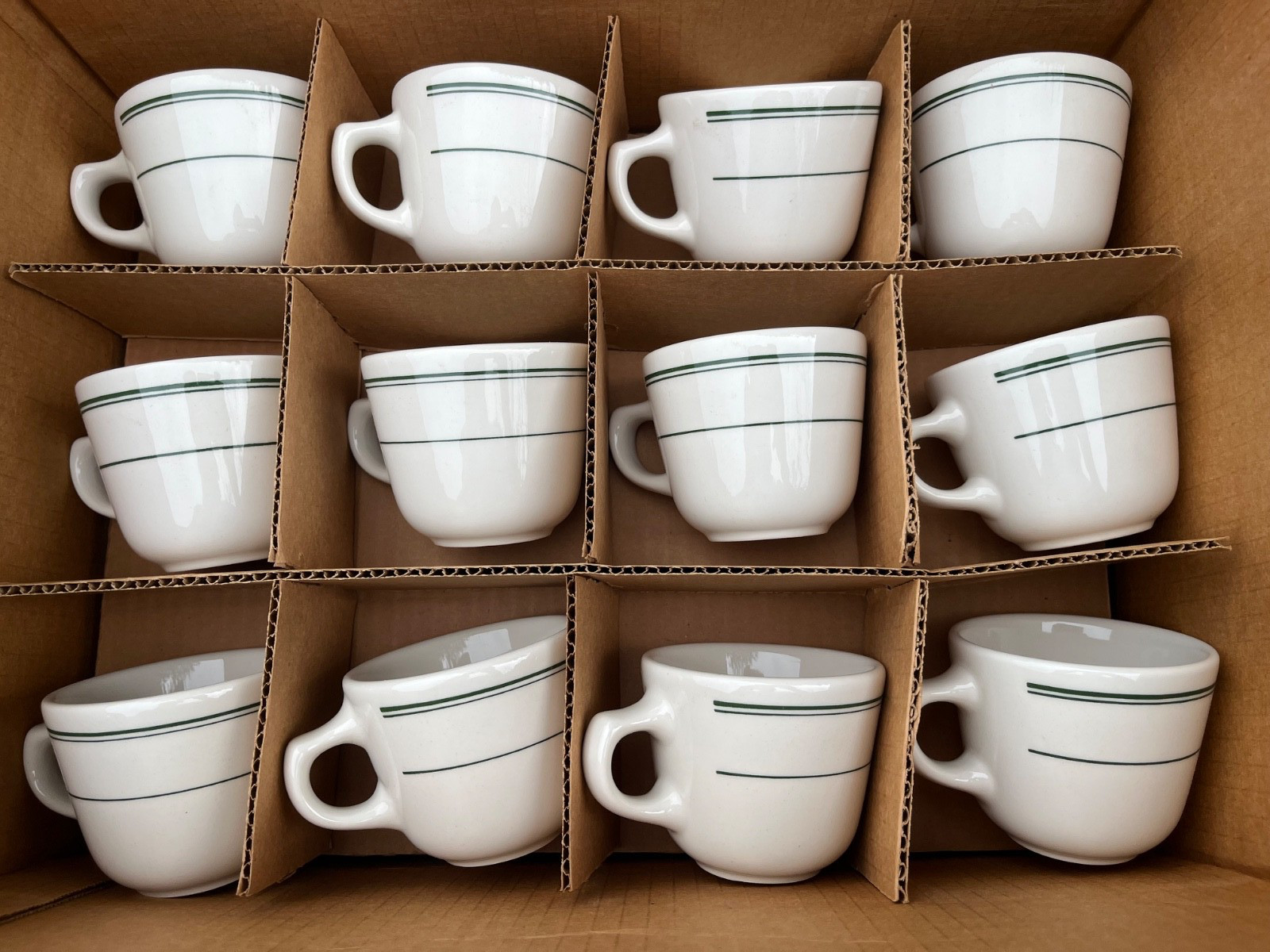 lot of 12 Vintage Homer Laughlin Best China Restaurant Ware Mugs w/Green Stripes lot of 12 Vintage Homer Laughlin Best China Restaurant Ware Mugs w/Green Stripes