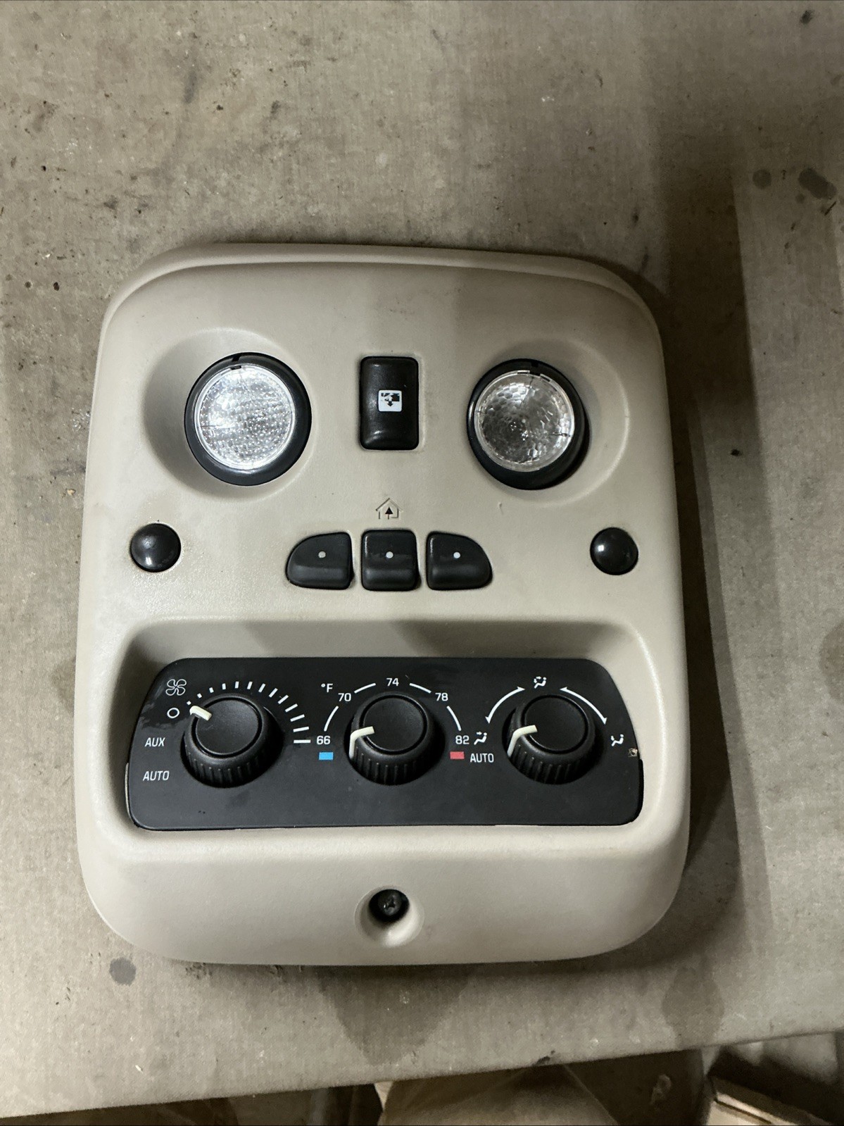 03-06 GM Tahoe Yukon Escalade Overhead Dome Light Climate Control Sunroof OEM