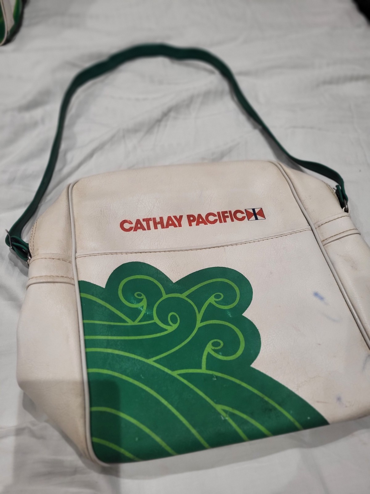 Rare Vintage 1970's Cathay Pacific Airways Flight Bag