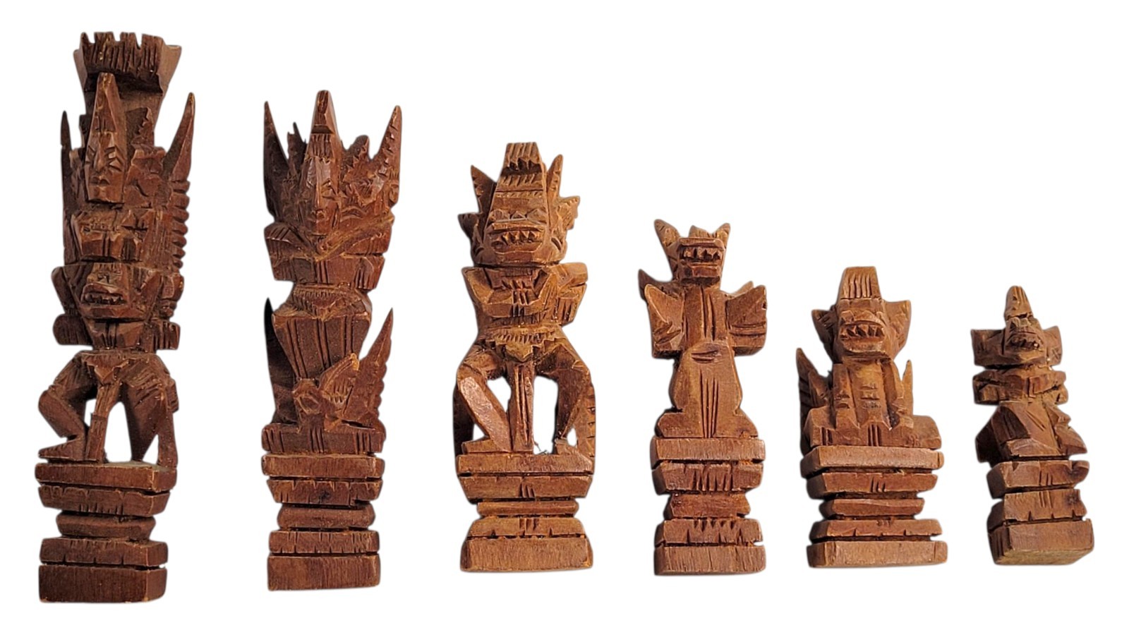 Vtg Hand-Carved Balinese Chess Set – Intricate Hardwood Pieces w/ Board Hindu...