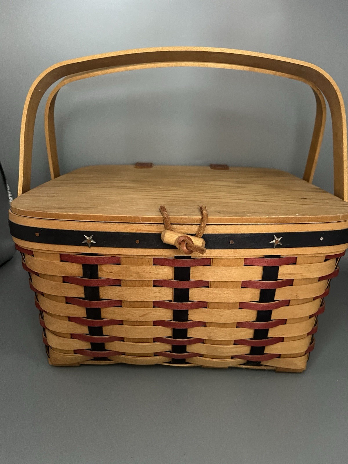 Longaberger 2004 Silver Stars Proudly American Picnic/Pie Basket BEAUTIFUL