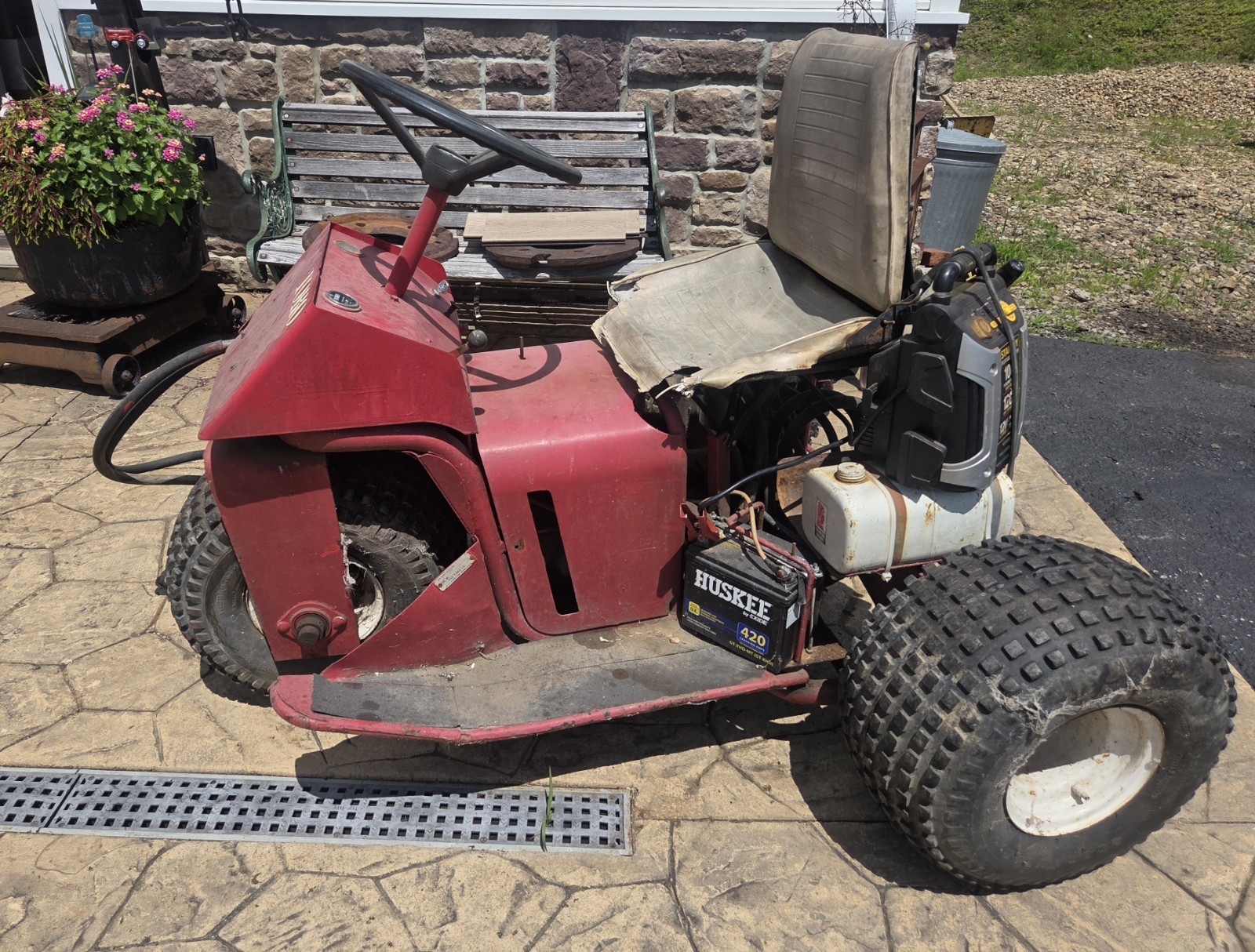 Toro Sand Pro 3020. Runs & Drives. 8HP. Kohler Engine. 