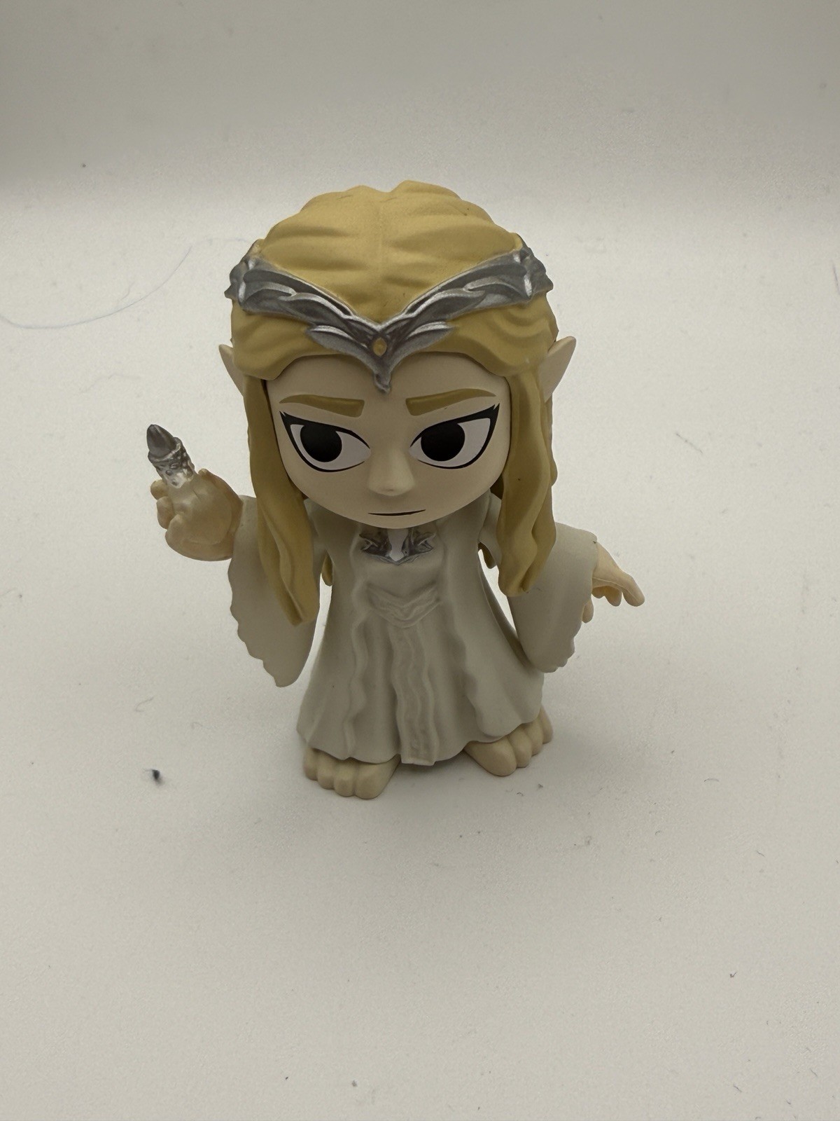 1:36 Galadriel Lady of Lorien ~ Elf Figure Lord of the Rings Funko Mystery Minis