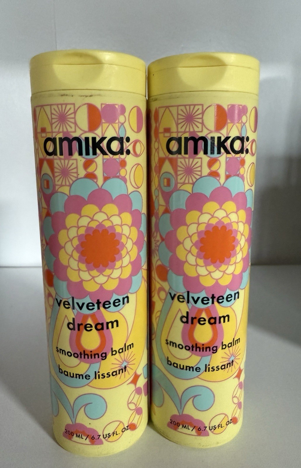2x Amika Velveteen Dream Smoothing Balm Lightweight Frizz Control 6.7 fl oz 2x Amika Velveteen Dream Smoothing Balm Lightweight Frizz Control 6.7 fl oz