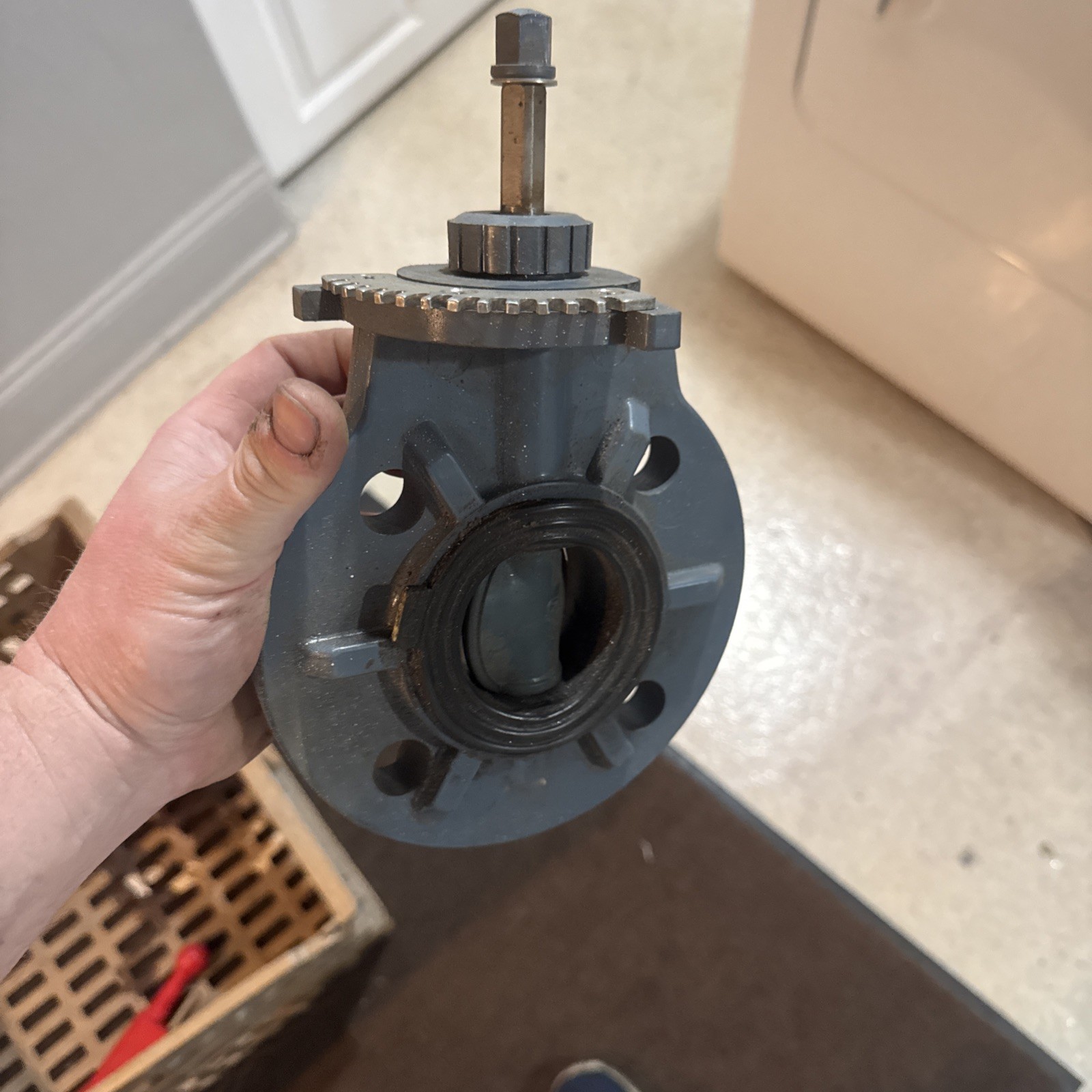 This Is A Valve That Is Probably An Air Or Pneumatic Powered By A Gear