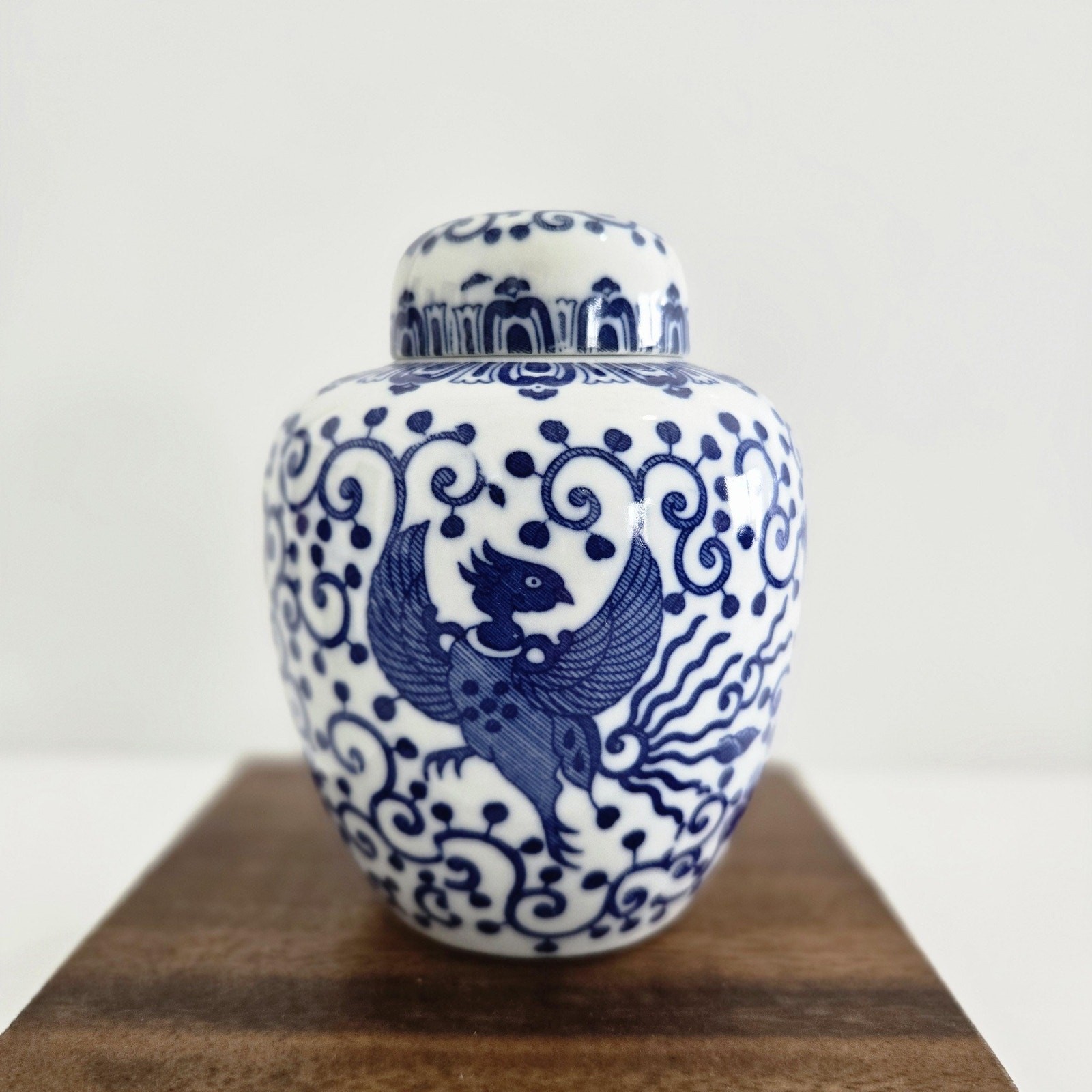 VTG Blue White Chinoiserie Jar, Porcelain Phoenix Motif Decor, Asian Pottery