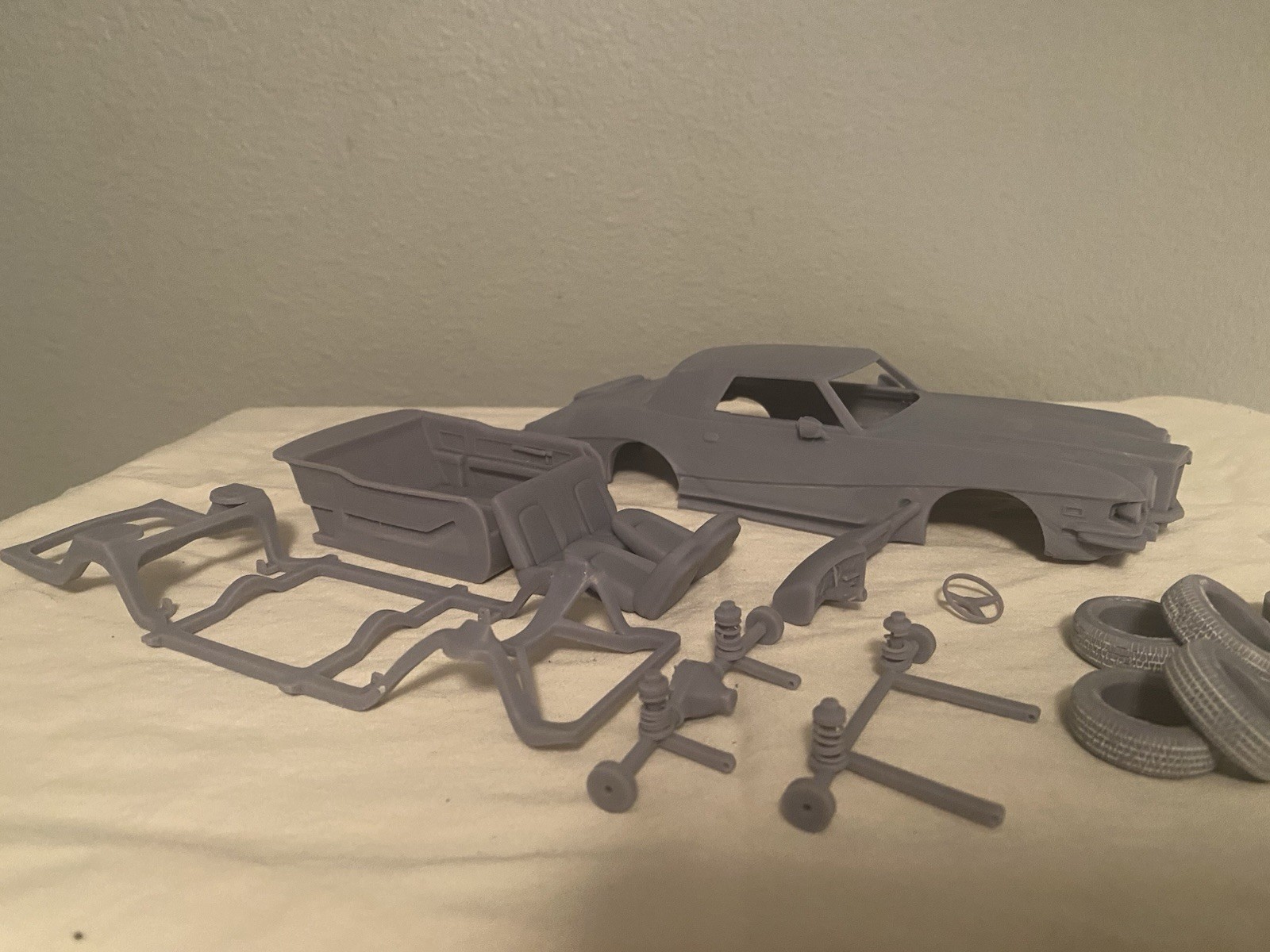 1974 Stutz Blackhawk Complete 1:25 Scale 1974 Stutz Blackhawk Complete 1:25 Scale