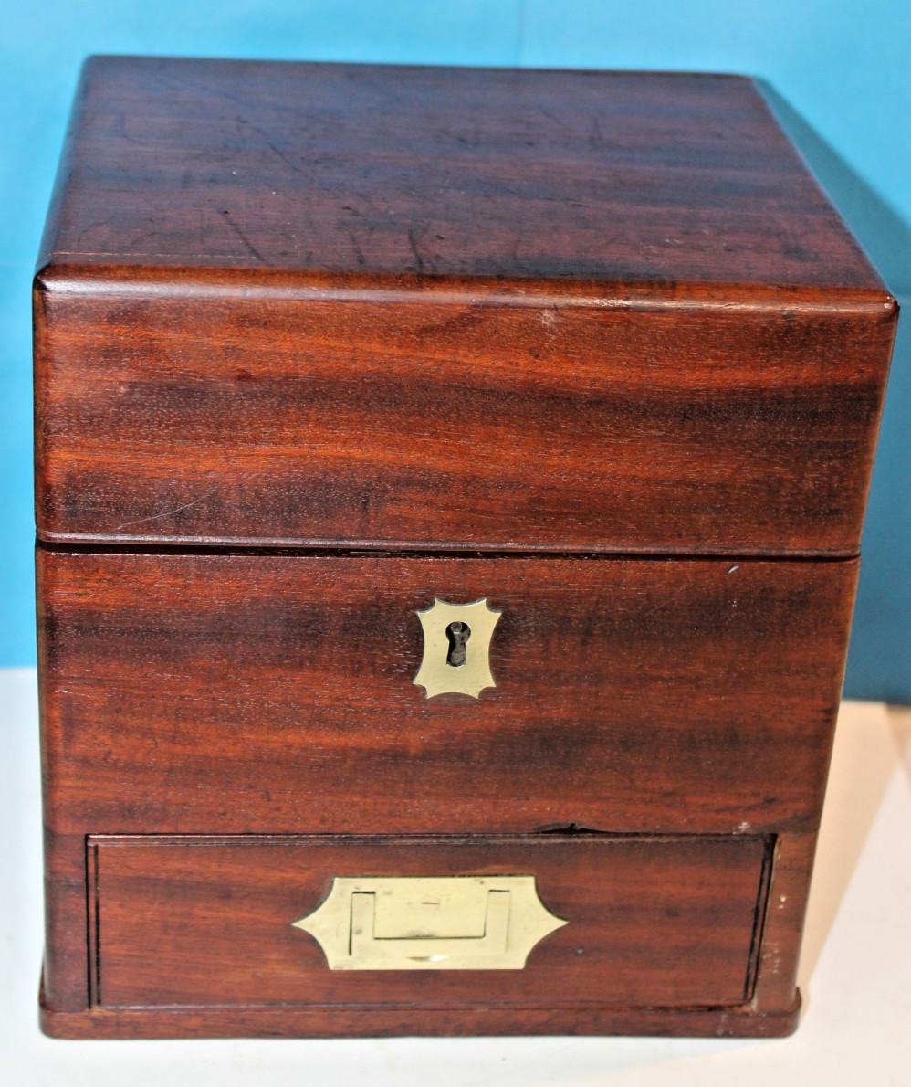Antique Georgian Mahogany Apothecary Box Medical Chest Wood Brass Victorian Antique Georgian Mahogany Apothecary Box Medical Chest Wood Brass Victorian