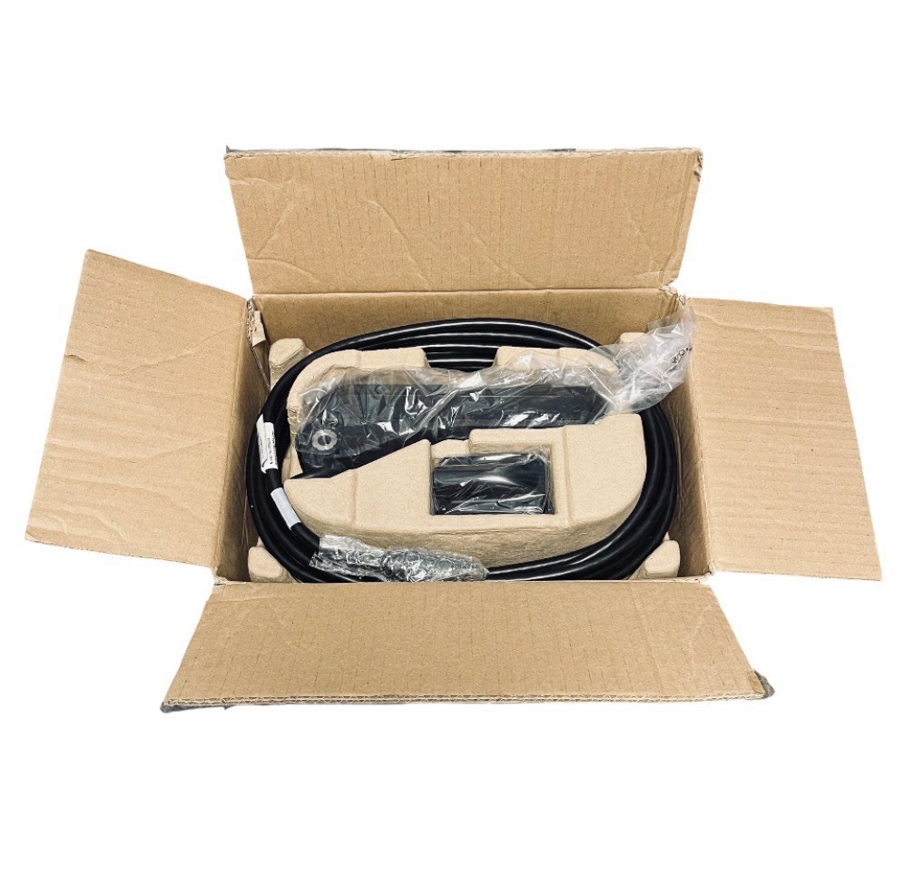 Raymarine RV-100 RealVision 3D All-in-One Transom Mount Transducer A80464