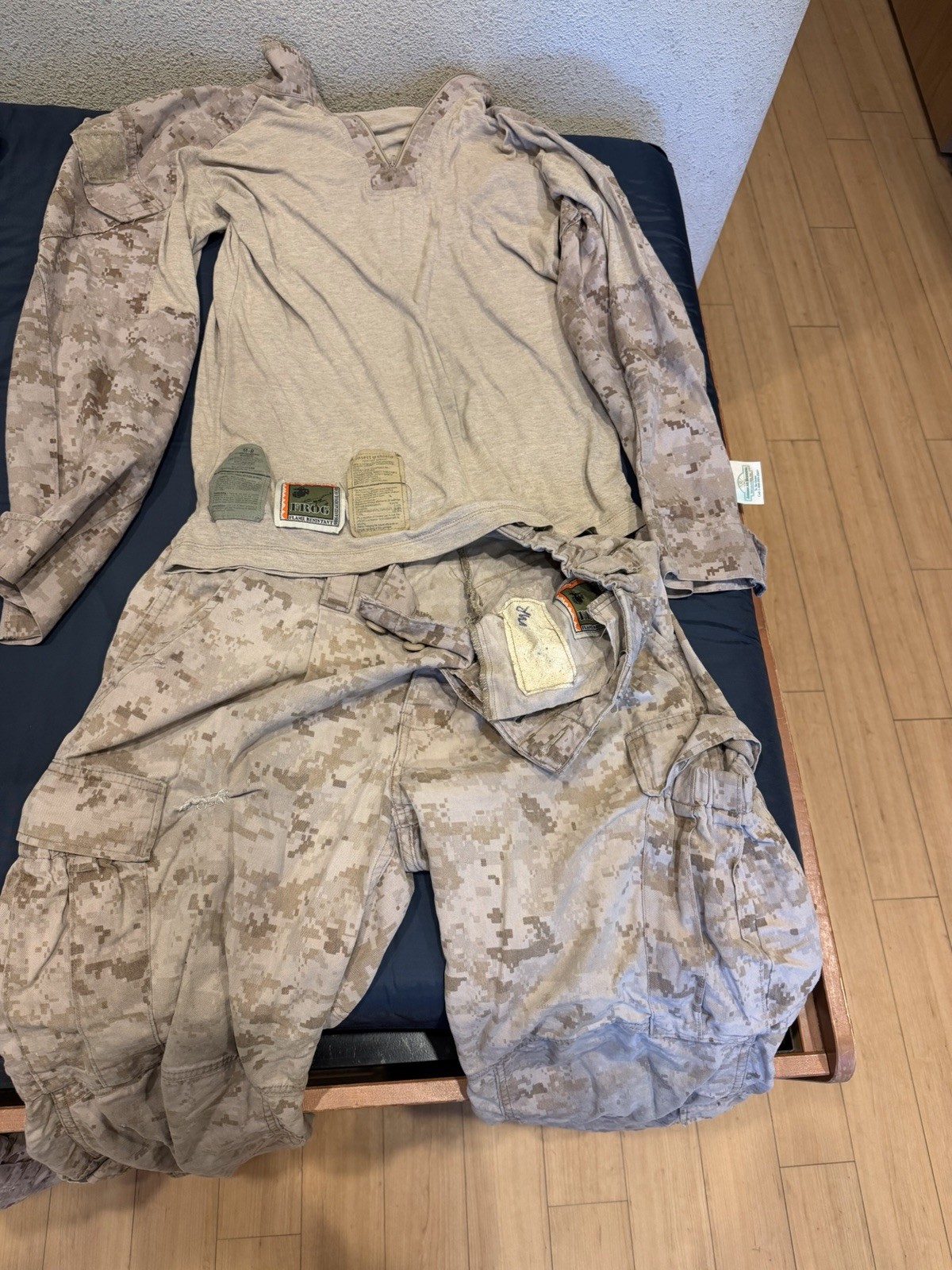 Desert Marpat Camo Military Combat Uniform Set Shirt & Pants Desert Marpat Camo Military Combat Uniform Set Shirt & Pants