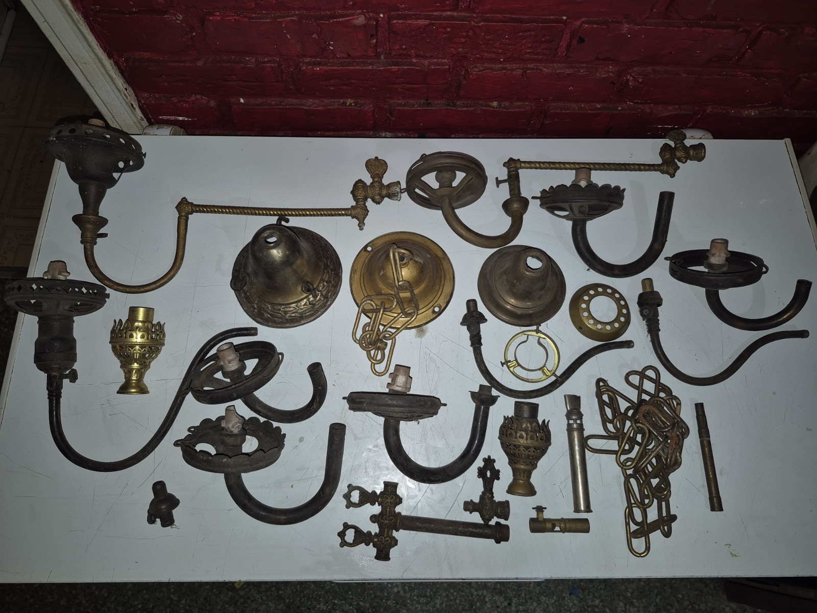 Antique Brass Gas Lamp Parts lot VALVES NOZZLES SCONCES ARMS Antique Brass Gas Lamp Parts lot VALVES NOZZLES SCONCES ARMS