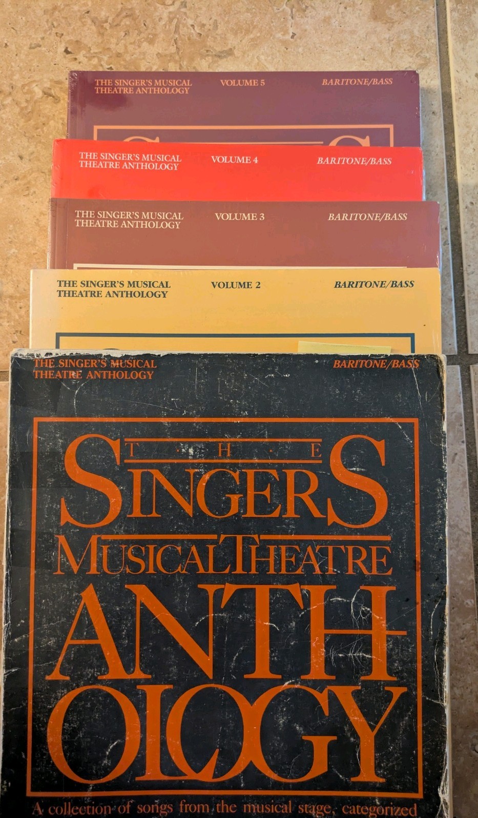 The Singer\'s Musical Theatre Anthology - Vol 1,2,4,4,5 Baritone Bass The Singer\'s Musical Theatre Anthology - Vol 1,2,4,4,5 Baritone Bass
