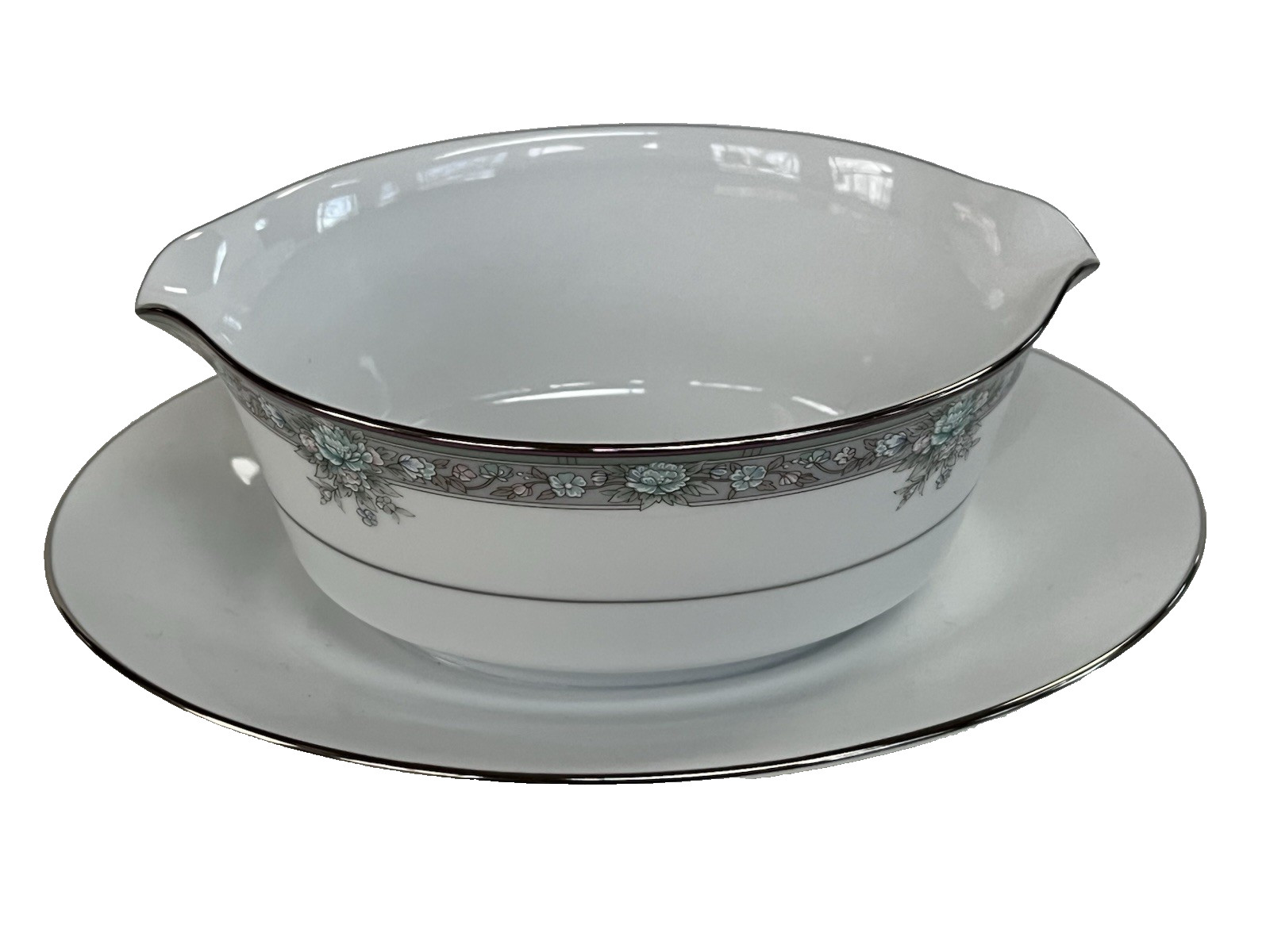 Noritake Lunceford Gravy Boat with Attached Underplate-Mint