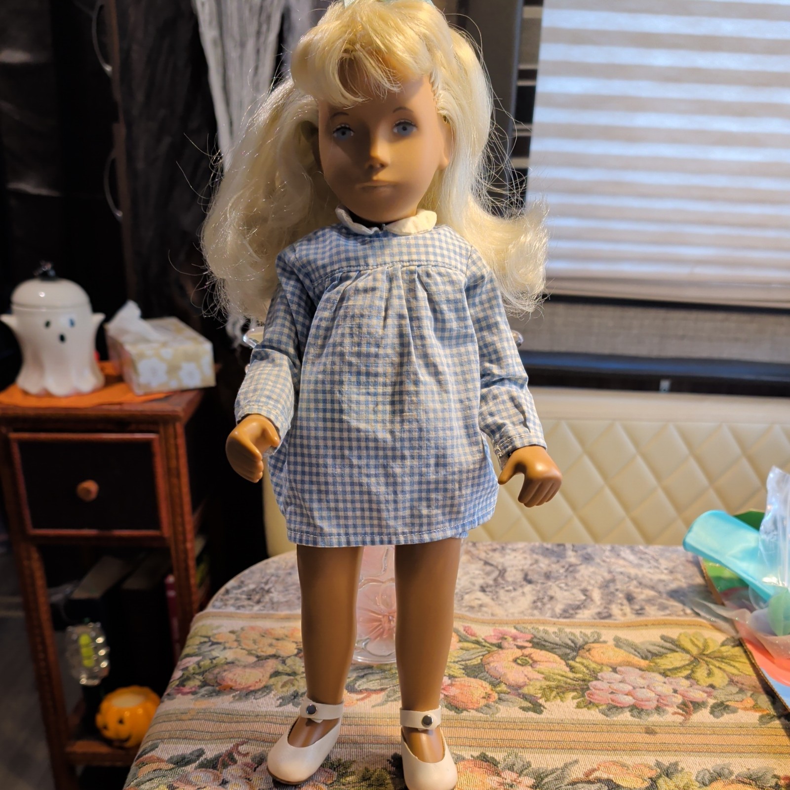 Rare Find Vintage 1970s Sasha Doll #107 in BLUE GINGHAM Dress Great Condition 