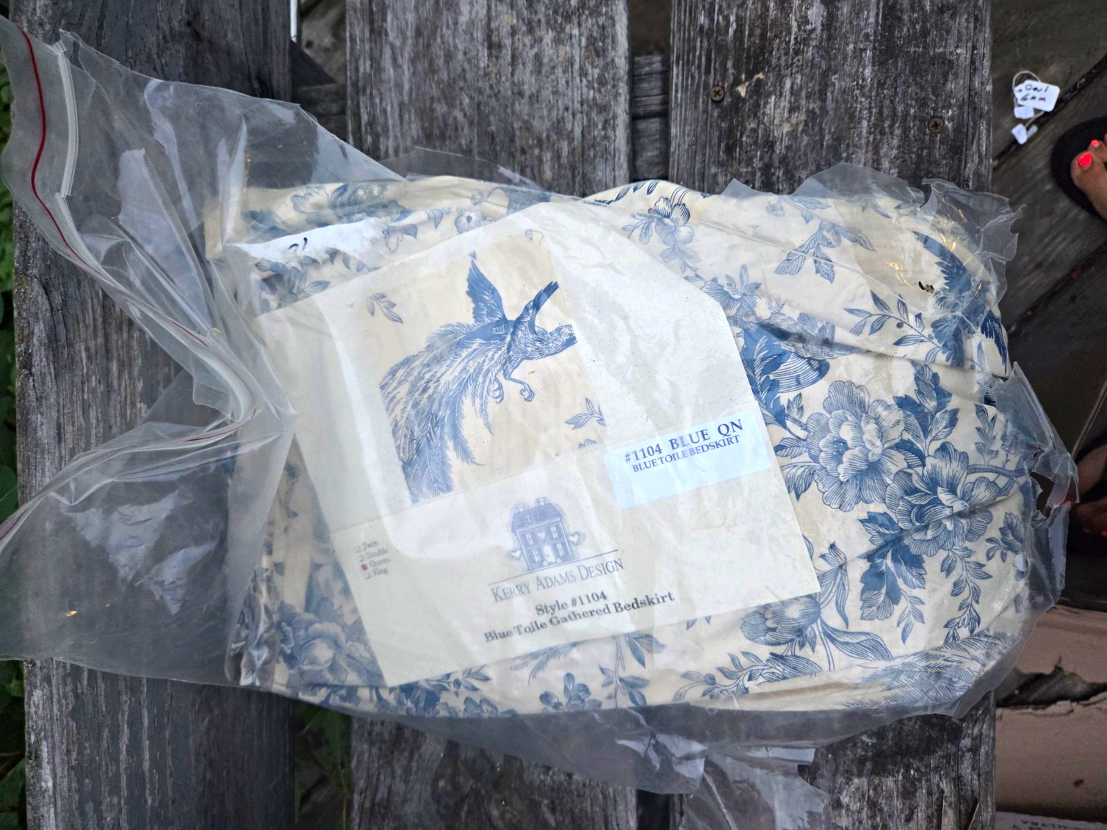 Vintage Kerry Adams Design Blue Toile Gathered Bedskirt Queen Chinoiserie Bird Vintage Kerry Adams Design Blue Toile Gathered Bedskirt Queen Chinoiserie Bird