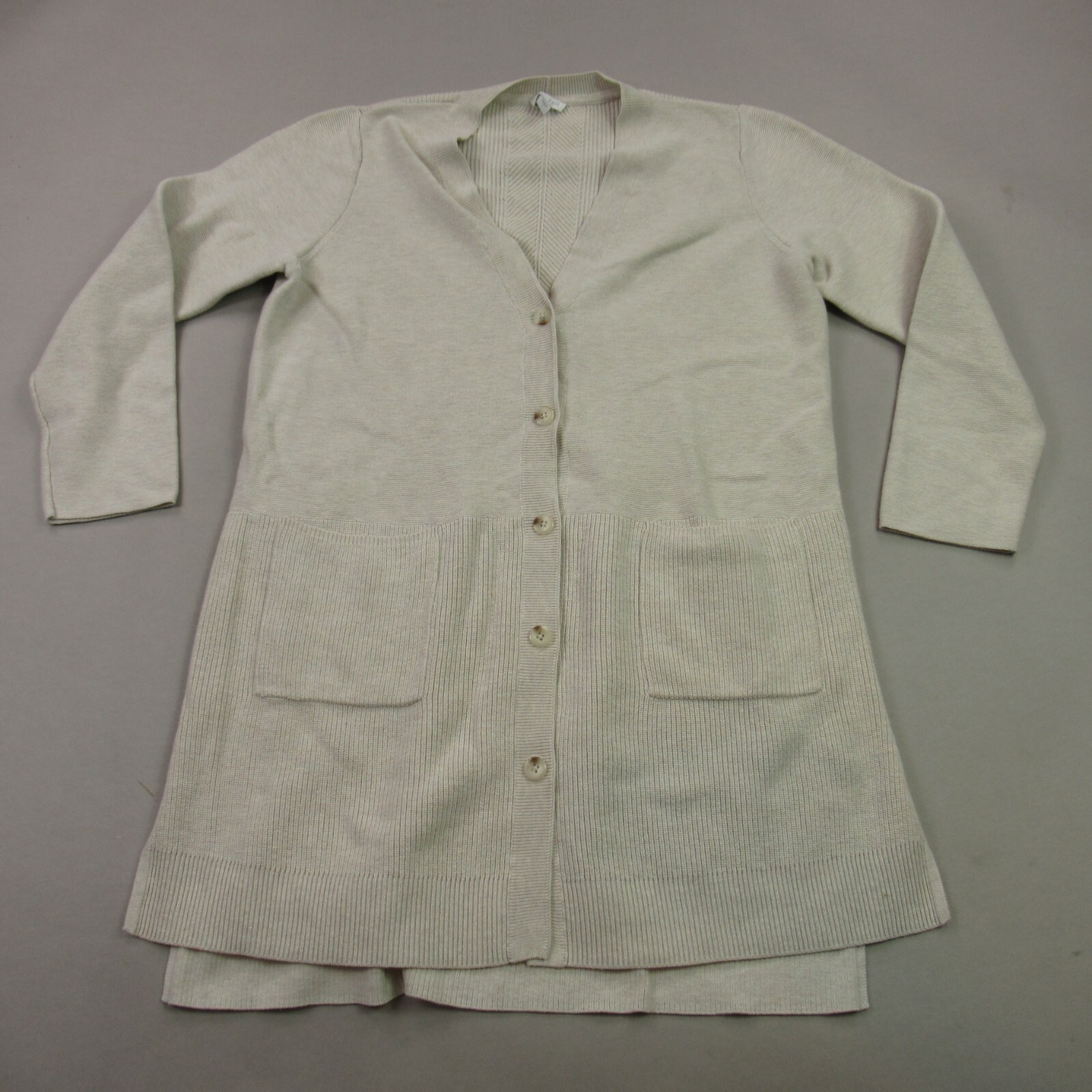 J Jill Shirt Womens Large 3/4 Sleeve Button Front Outdoor Lightweight V Neck J Jill Shirt Womens Large 3/4 Sleeve Button Front Outdoor Lightweight V Neck