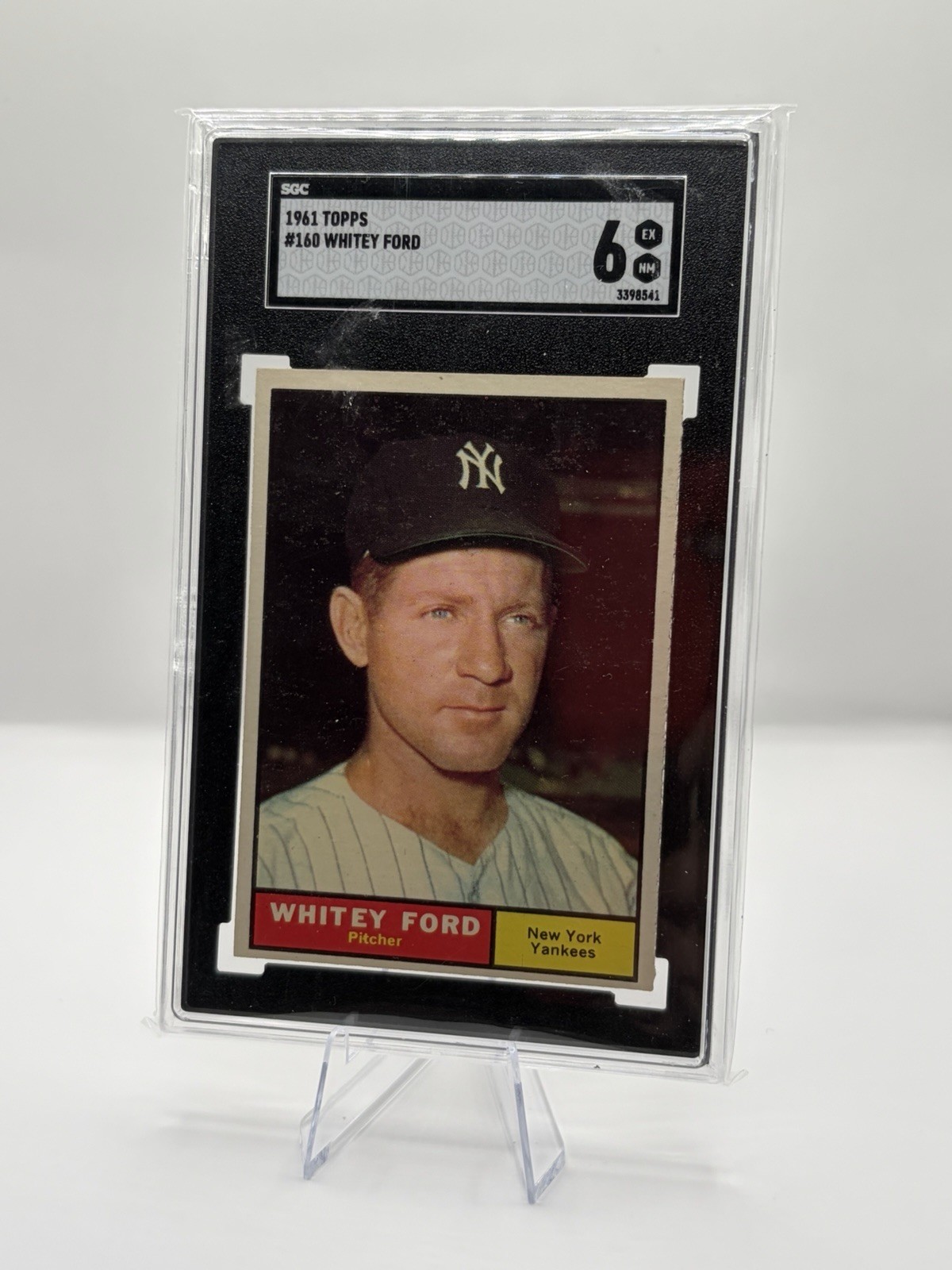 Topps 1961 Whitey Ford #160 New York Yankees Graded Baseball Card