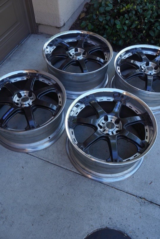 19” JDM Volk Racing GT-7 wheels in Gun Metal Gray