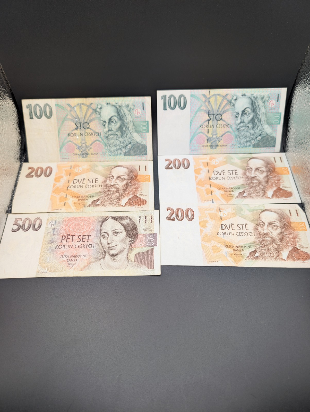 Czech Koruna Banknotes Lot 100/200/500 Kč 1997-98 Circulated – 6 Notes