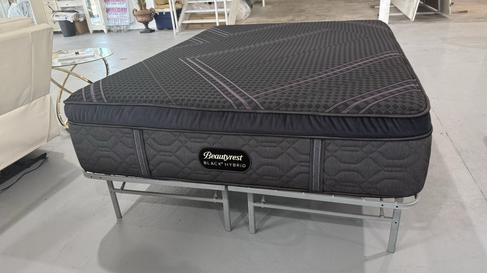 SIMMONS BEAUTYREST BLACK HYBRID QUEEN SERIES 2 APEX TOP Medium 15.\
