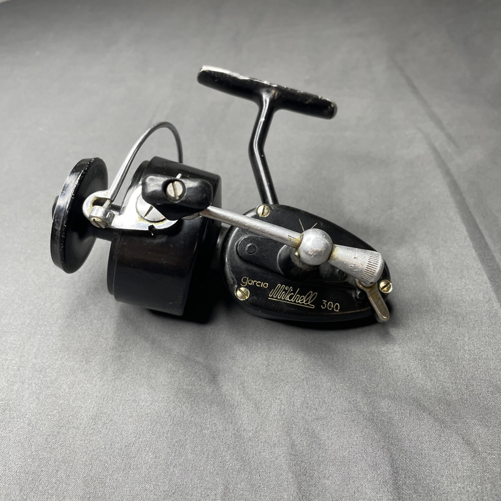 Vintage 1954 Garcia Mitchell 300 Spinning Reel 4th Version Made In France WORKS