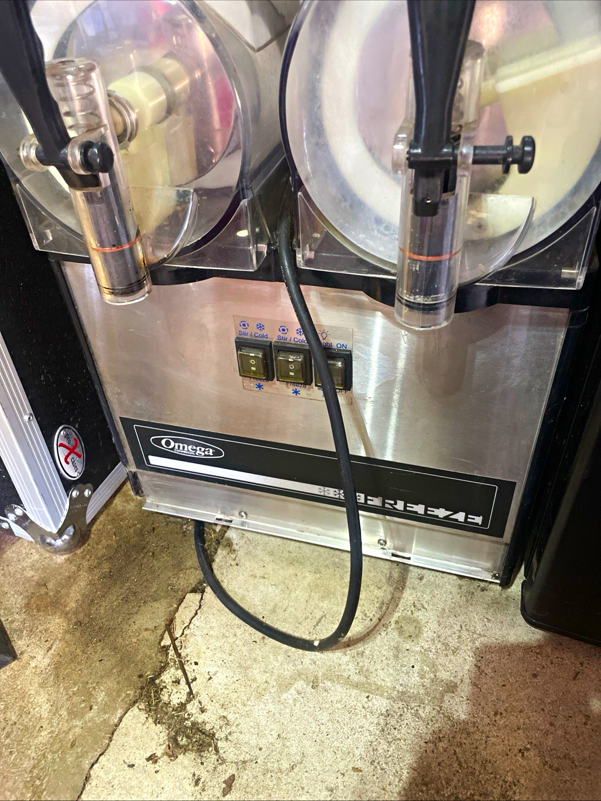 Omega Crathco Commercial 2-Bowl Frozen Drink Slush Machine Dispenser