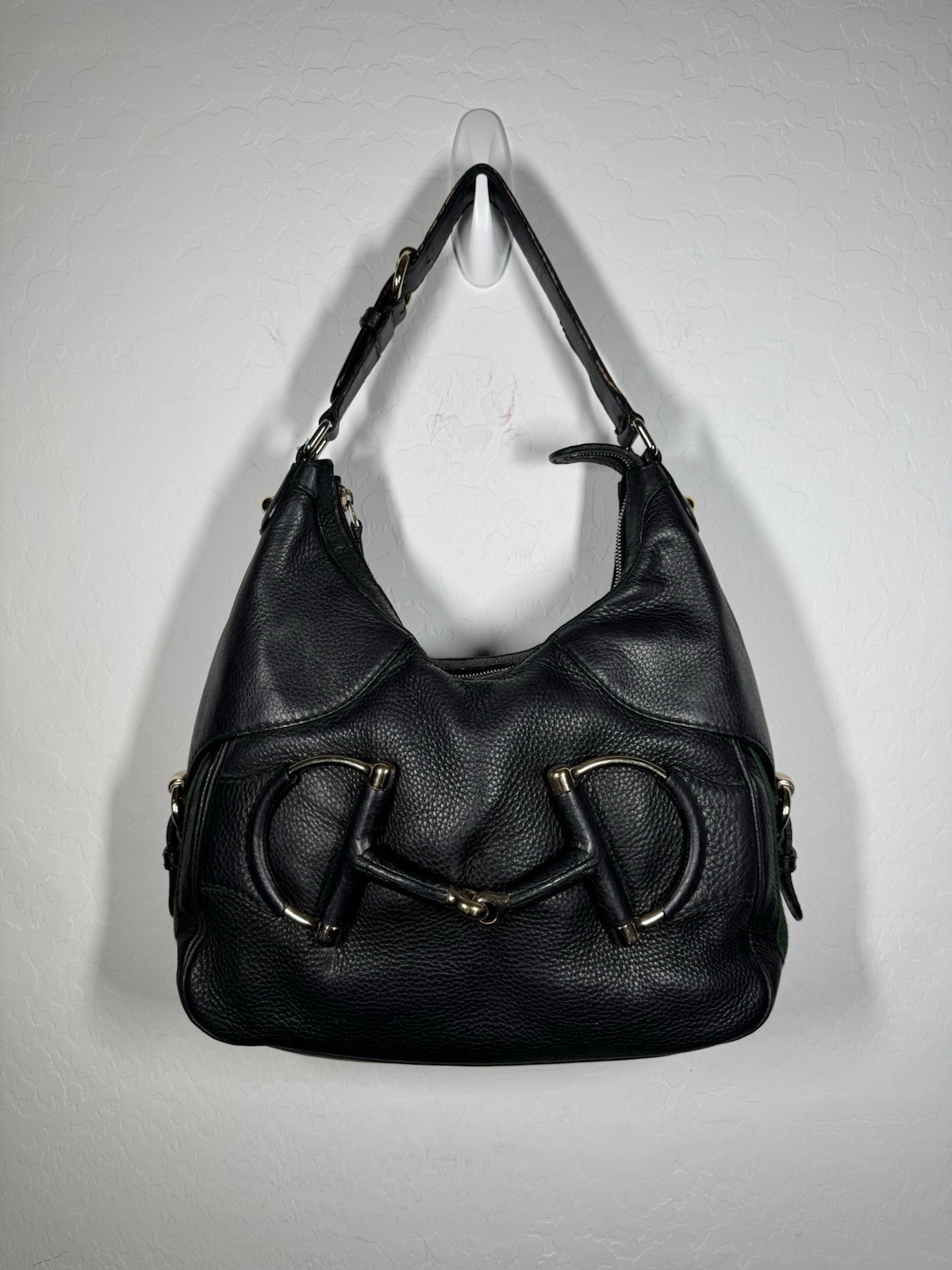 Gucci Heritage Horsebit Hobo Leather Bag (REPAIR) Read Description Gucci Heritage Horsebit Hobo Leather Bag (REPAIR) Read Description