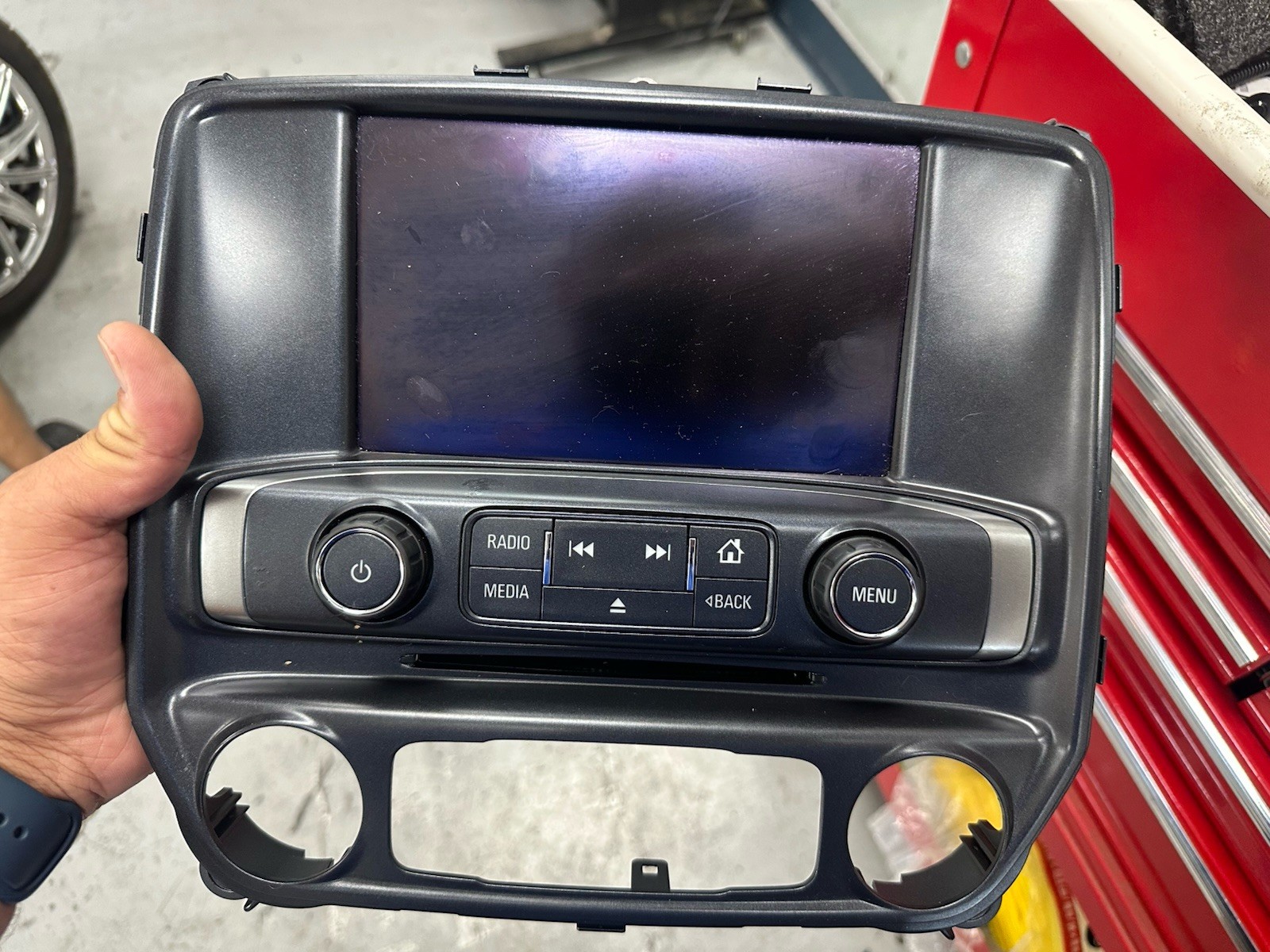 2017-2019 CHEVROLET SILVERADO 1500, 2500, 3500 RADIO DISPLAY  OEM MADE IN MEXICA