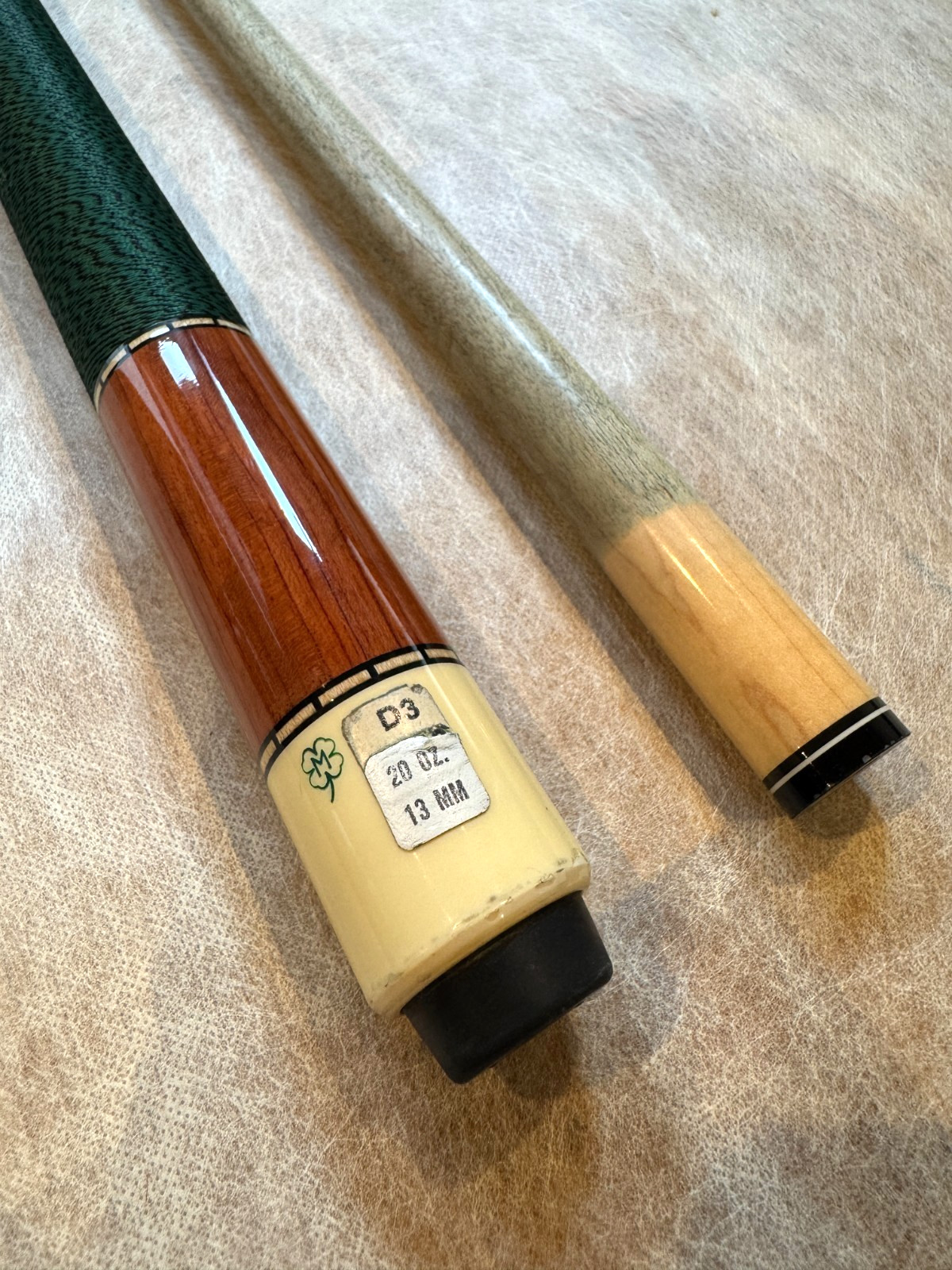 McDermott D3 Pool Billiard Cue 3/8-10 Joint 20.6oz
