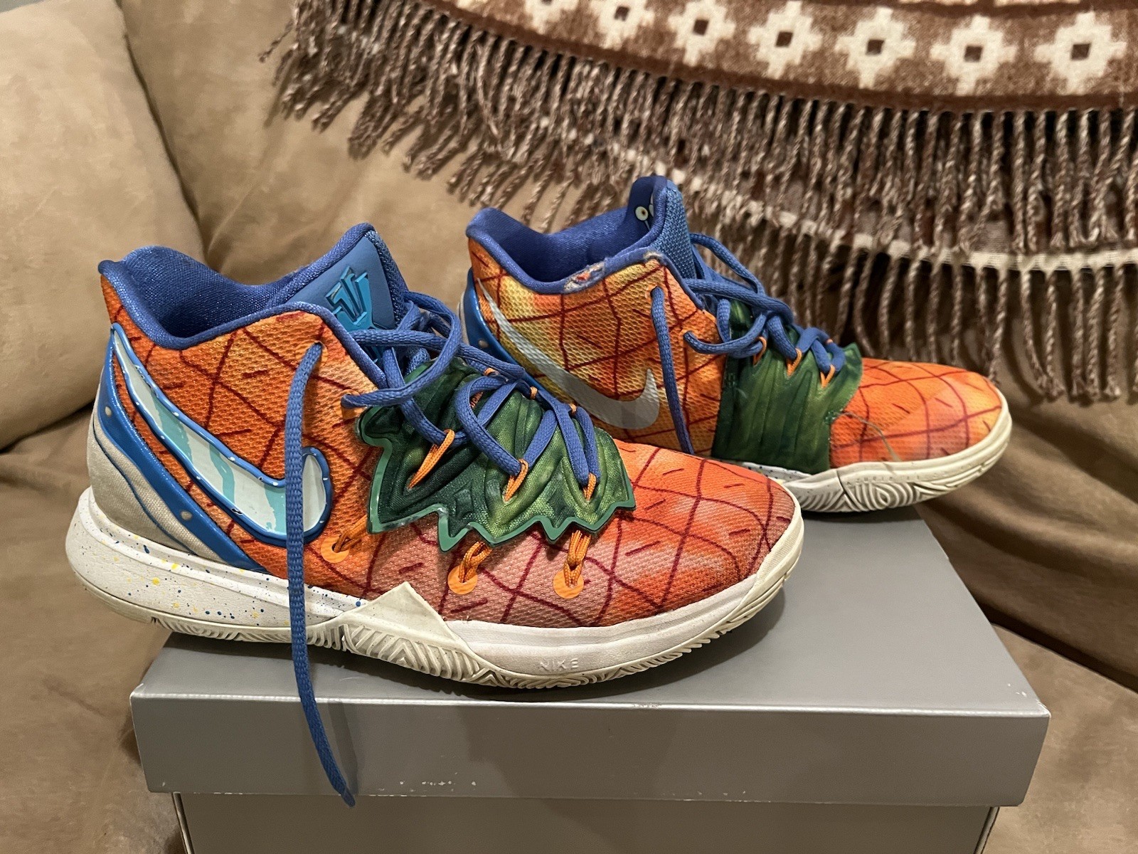 Nike Kyrie 5 SpongeBob Basketball Shoes Size 6Y Pineapple Under The Sea GUC Nike Kyrie 5 SpongeBob Basketball Shoes Size 6Y Pineapple Under The Sea GUC