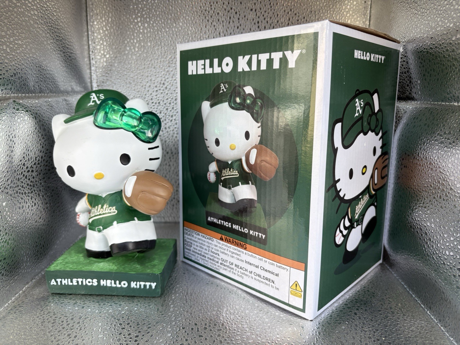 πβΎοΈ Sacramento A's Athletics 2026 Hello Kitty Bobblehead Bobble 05.1.26 NIB πβΎοΈ Sacramento A's Athletics 2026 Hello Kitty Bobblehead Bobble 05.1.26 NIB