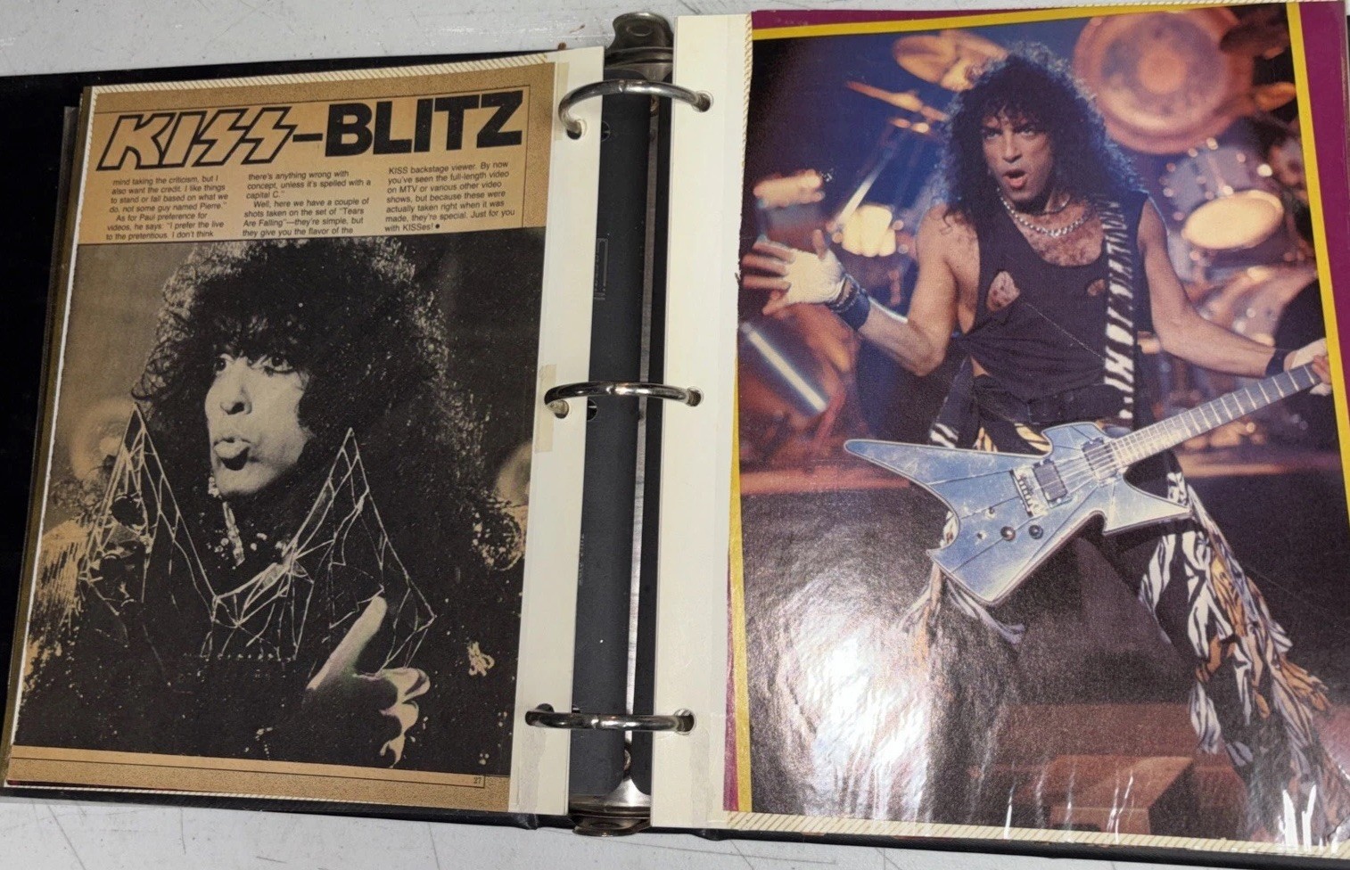 VINTAGE KISS ROCK BAND SCRAPBOOK “Don’t Miss This Deal KISS ARMY “ VINTAGE KISS ROCK BAND SCRAPBOOK “Don’t Miss This Deal KISS ARMY “