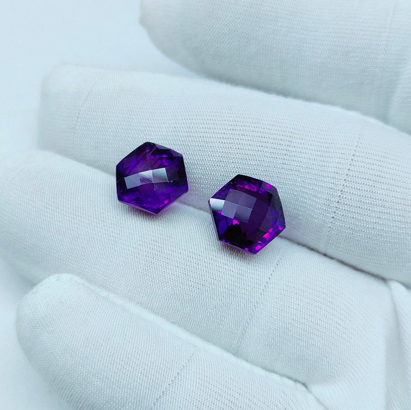 Natural Unique 20.30 Ct checkerboard Cut Amethyst Purple Crystal Gems 2 Pcs Lot