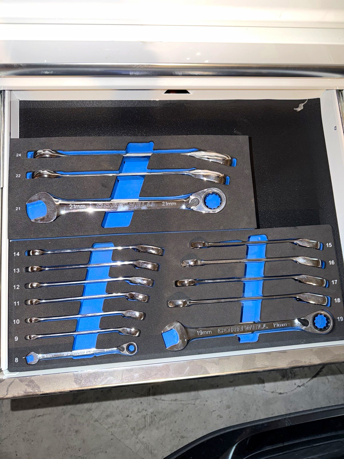 Cornwell CRW12MSRB & CRW3MSRB 8-19/21-24mm 120-Tooth Reversible Offset Wrenches Cornwell CRW12MSRB & CRW3MSRB 8-19/21-24mm 120-Tooth Reversible Offset Wrenches
