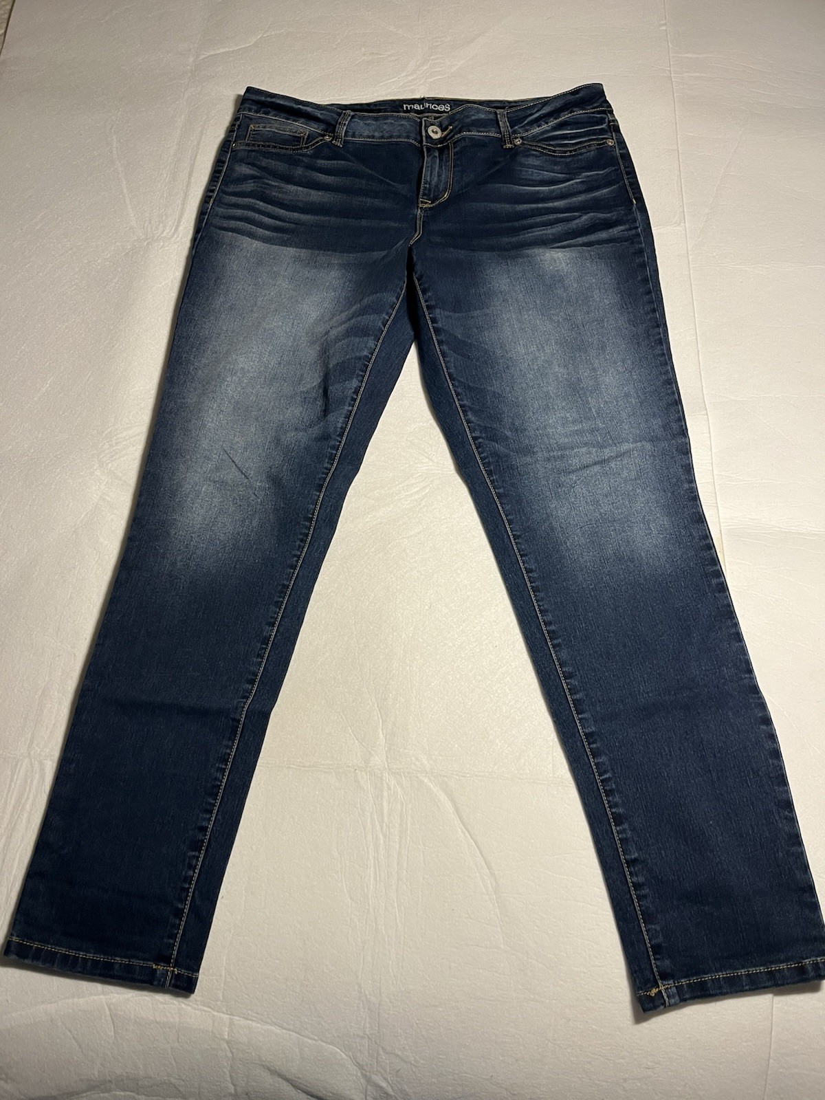 Maurices Women’s Jeans XL Regular Blue Medium Wash Stretch Straight Leg Denim