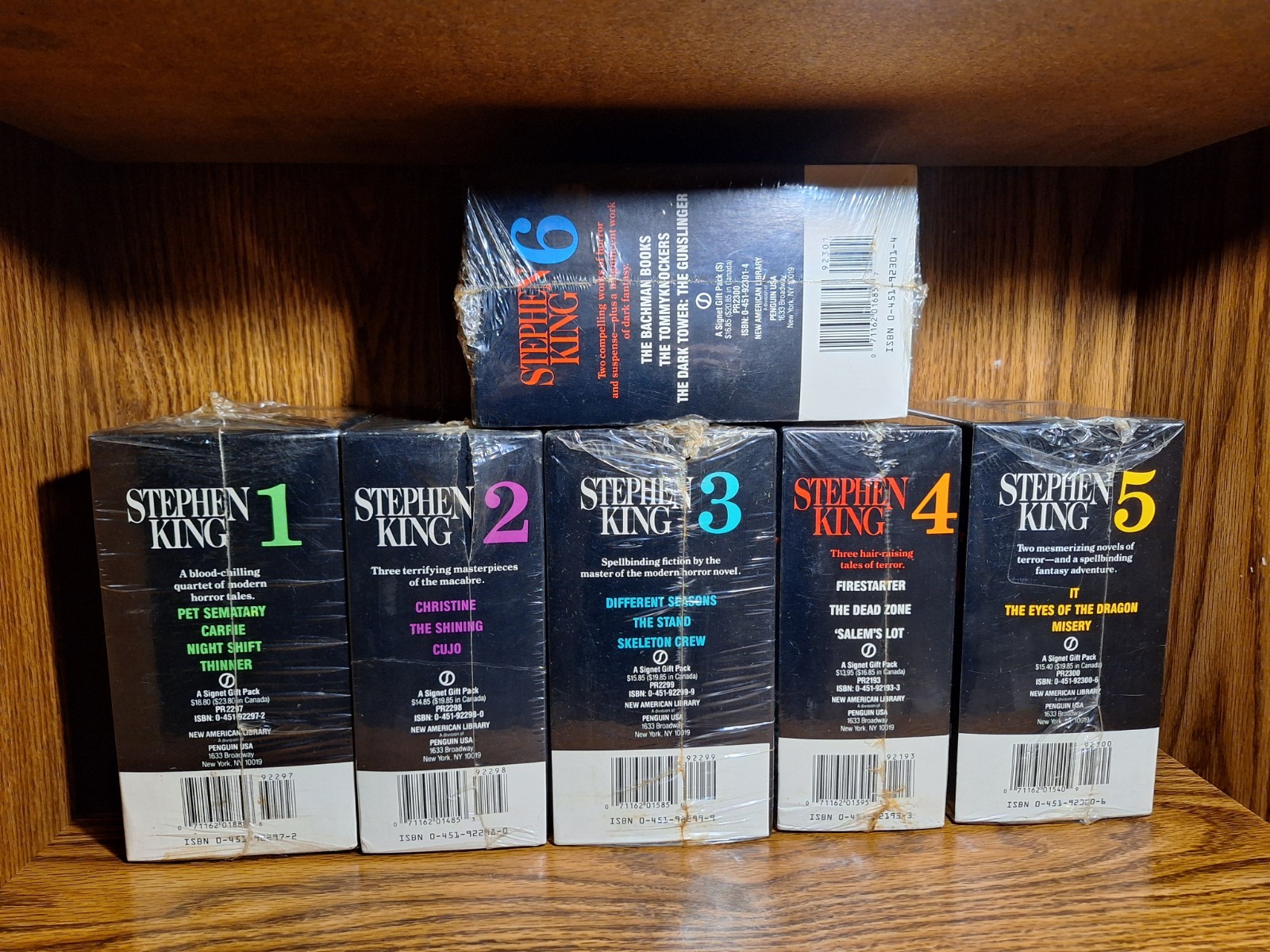 Stephen King Vintage Signet Box Sets Factory Sealed Perfect Condition Very Rare Stephen King Vintage Signet Box Sets Factory Sealed Perfect Condition Very Rare