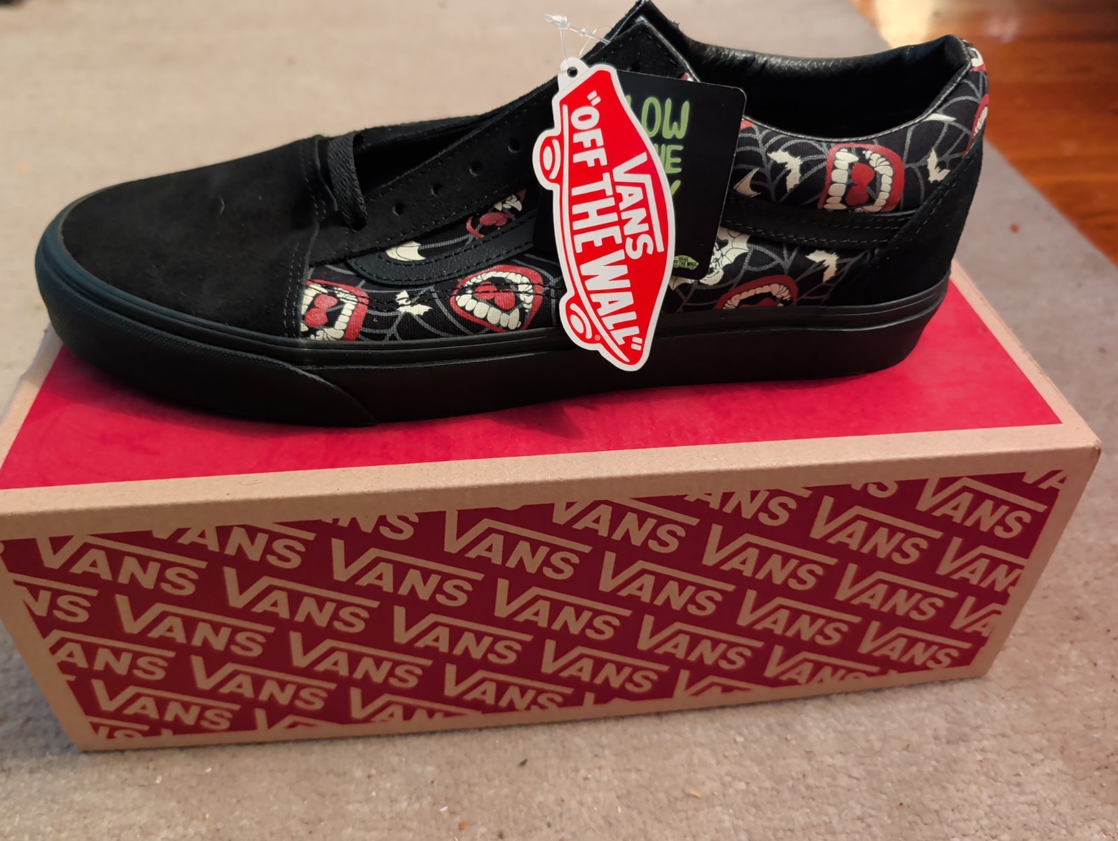 Vans Old Skool Glow Frights Off The Wall Men’s Size 11 Used Excellent Dracula