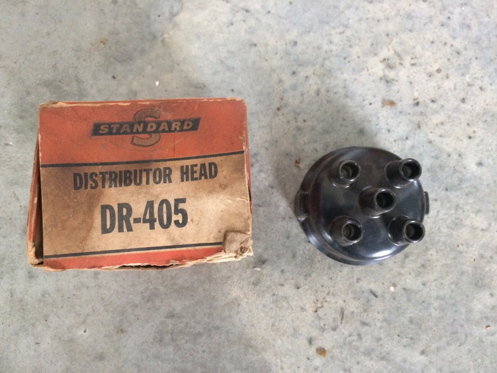 Vintage Standard Motor Company Distributor Head DR-405