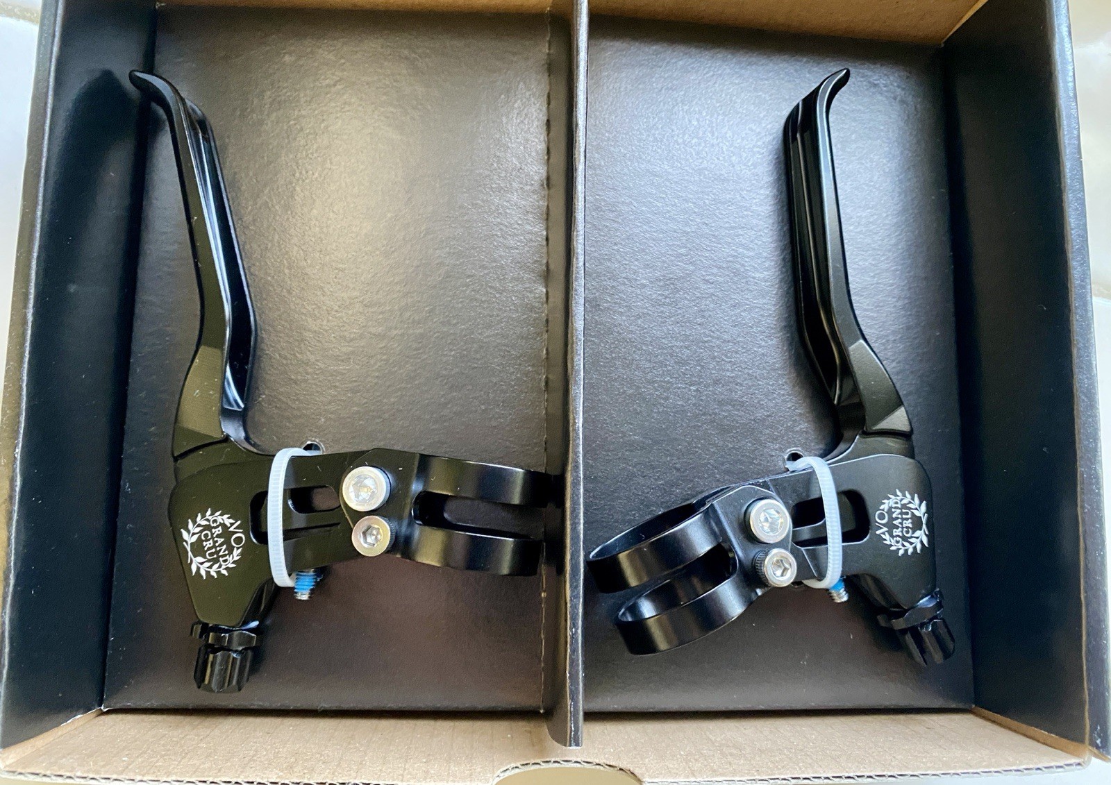 NEW Velo Orange Grand Cru Brake Levers - Short Pull NEW Velo Orange Grand Cru Brake Levers - Short Pull