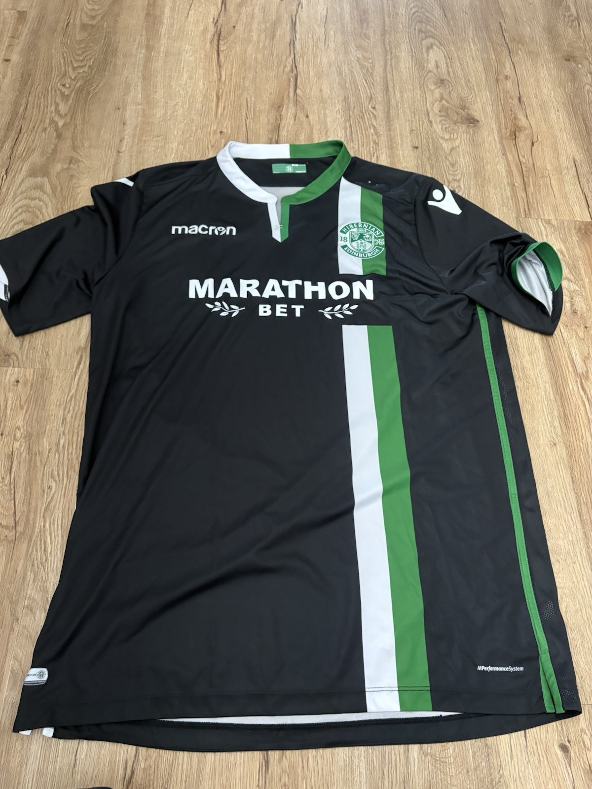 2017-18 Hibernian FC Away Shirt made by Macron 5X