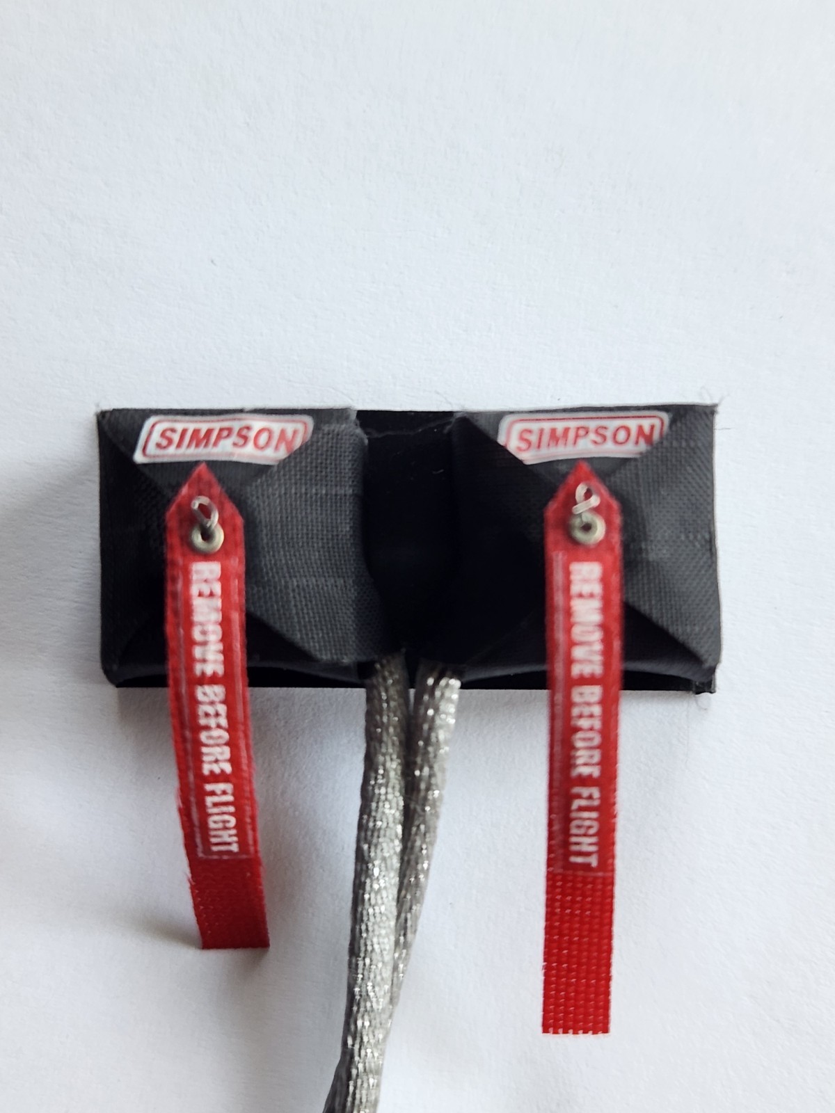 1/16 SCALE DOUBLE BLACK SIMPSON DRAG CHUTE