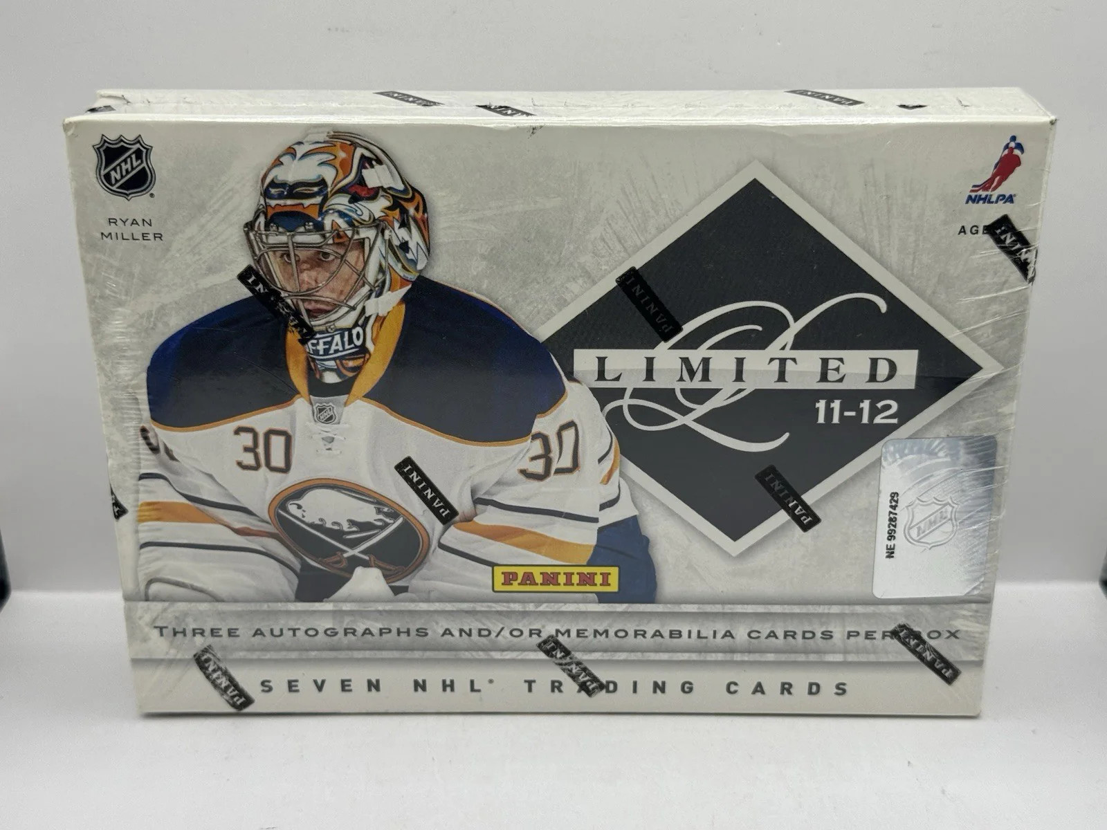 2011-12 Panini Limited Hockey Hobby Box - Factory Sealed 2011-12 Panini Limited Hockey Hobby Box - Factory Sealed