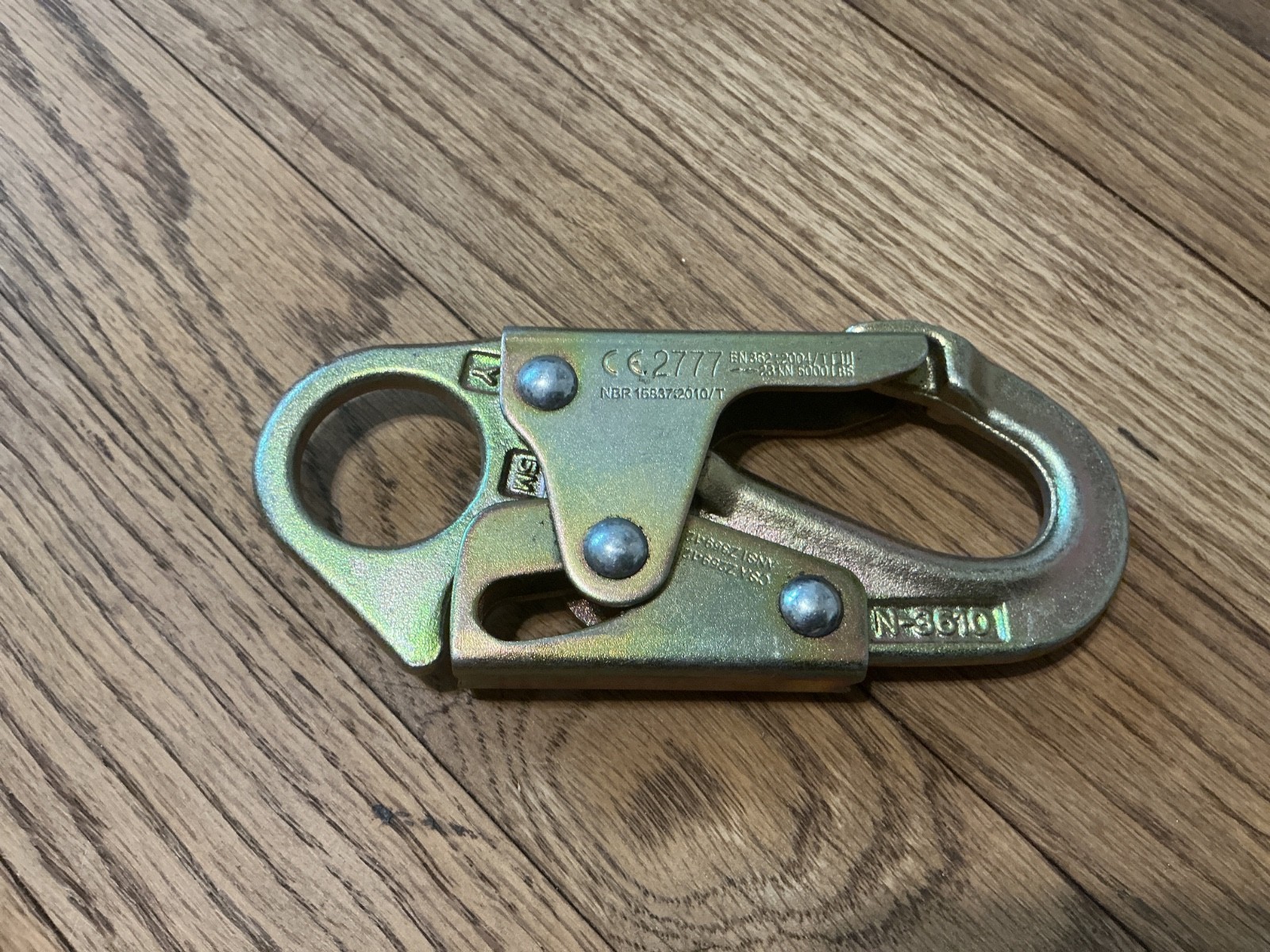 Snap hook steel carabiner, N-3610 KN 5000 lb Snap hook steel carabiner, N-3610 KN 5000 lb