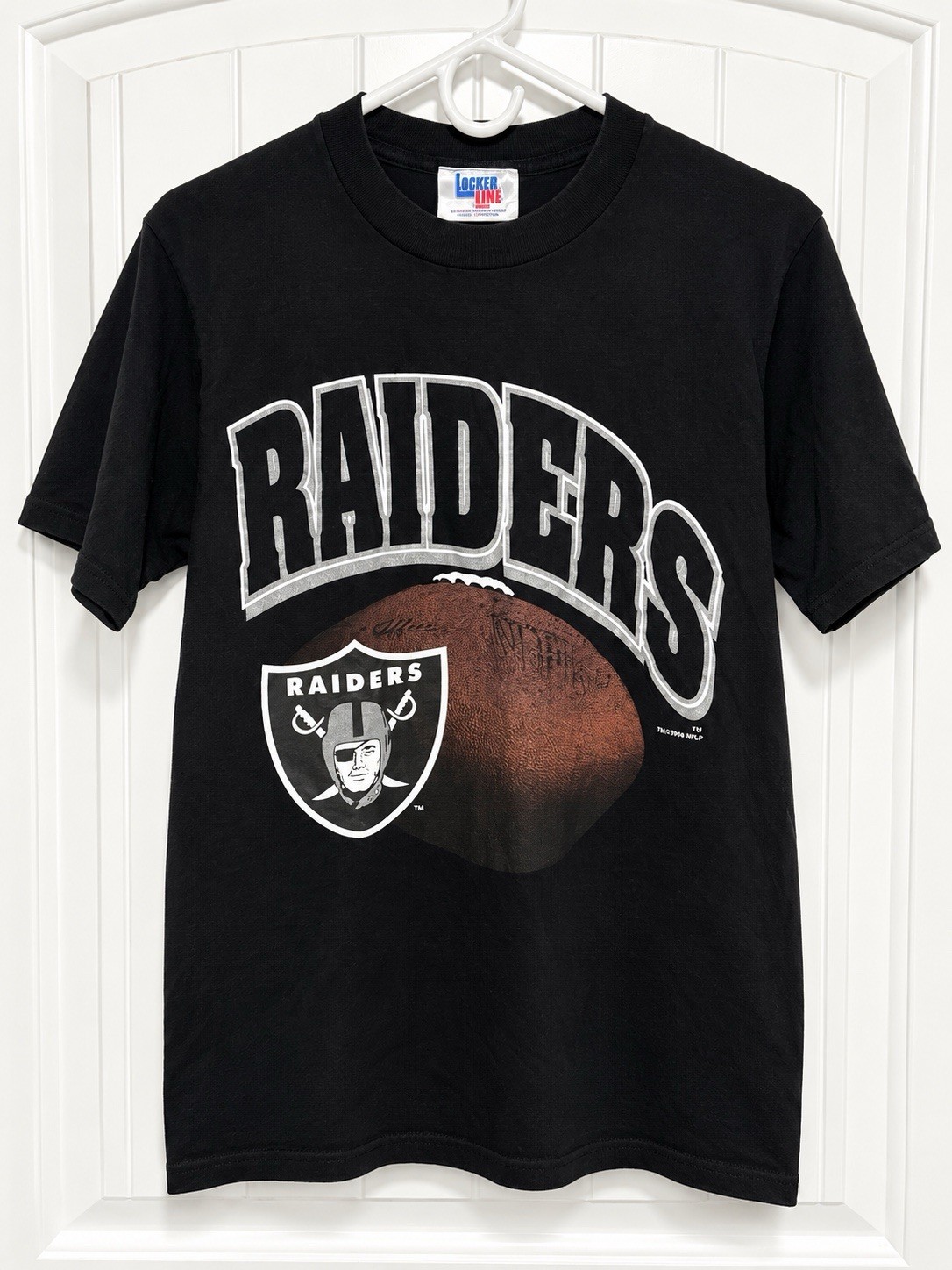 Vintage 1996 Raiders NFL T Shirt Medium Locker Line USA Made Football 90s