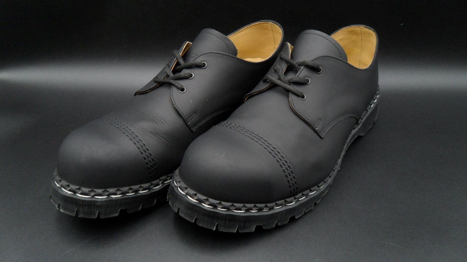 Solovair Gripfast Shoes Mens UK 12 Black Greasy Steel Toe Capped Gibson England Solovair Gripfast Shoes Mens UK 12 Black Greasy Steel Toe Capped Gibson England