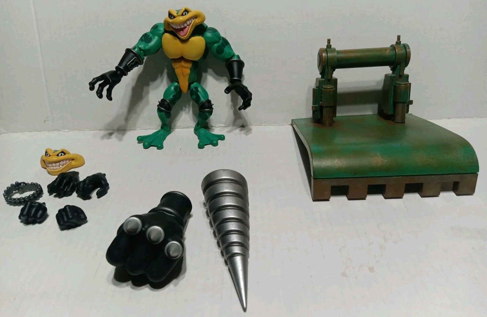 Battletoads Zitz Action Figure Premium DNA NES 2023 *Complete* No Box* EUC Battletoads Zitz Action Figure Premium DNA NES 2023 *Complete* No Box* EUC