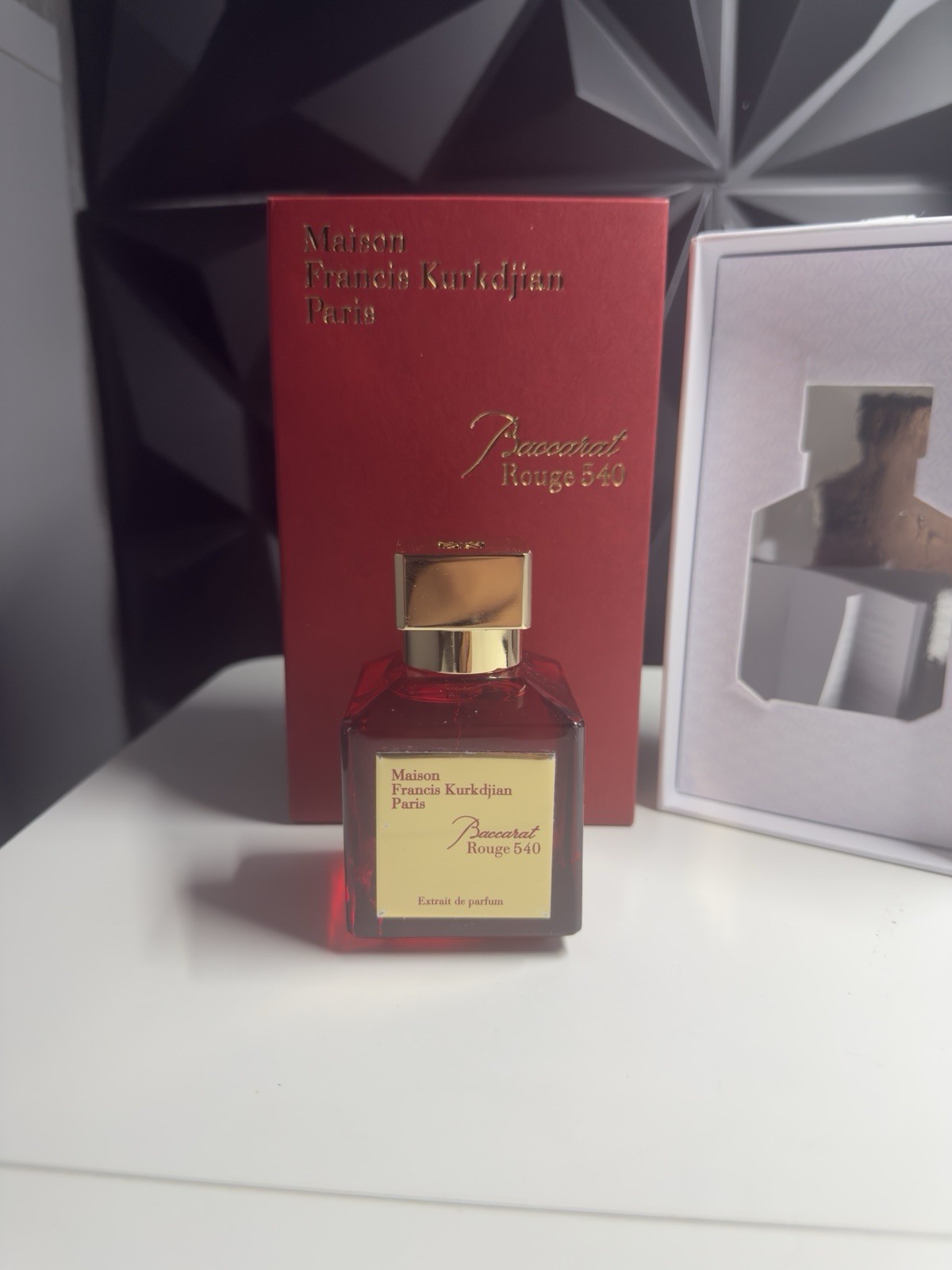 Bacarat Rouge 540 Eau de Parfum 70ml Spray Unisex New In Box Sealed USA Seller Bacarat Rouge 540 Eau de Parfum 70ml Spray Unisex New In Box Sealed USA Seller