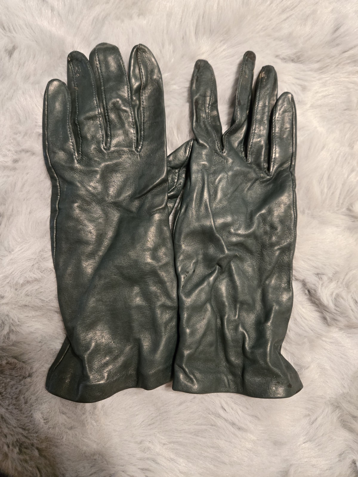 Vintage Grandoe Forest Dark Green Genuine Leather Gloves 100% Silk Lined L